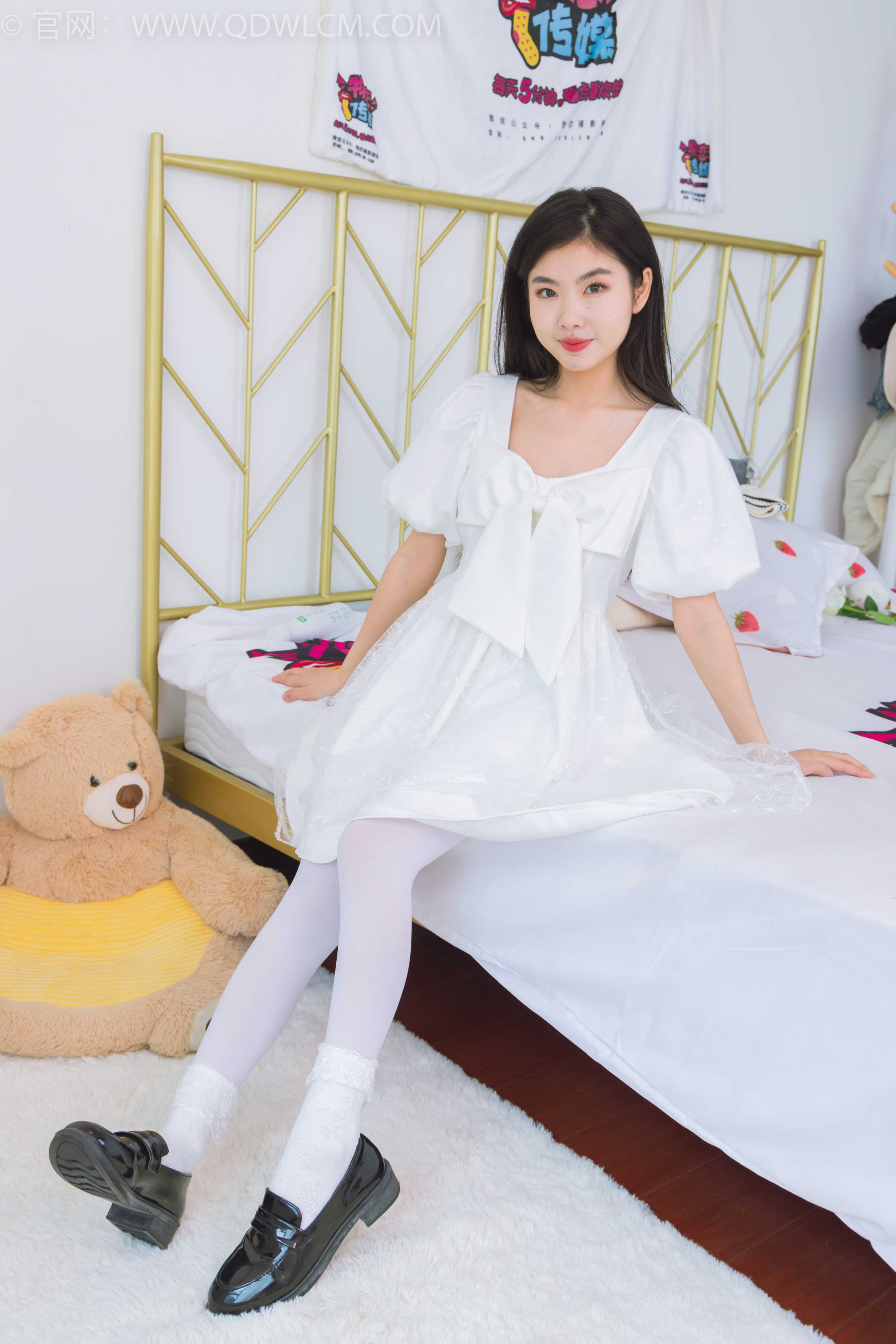 图片[1] - 物恋传媒 NO.2018 米米-流星雨滑落 [150P-1V-2.97G] - 机器猫次元 - 机器猫次元