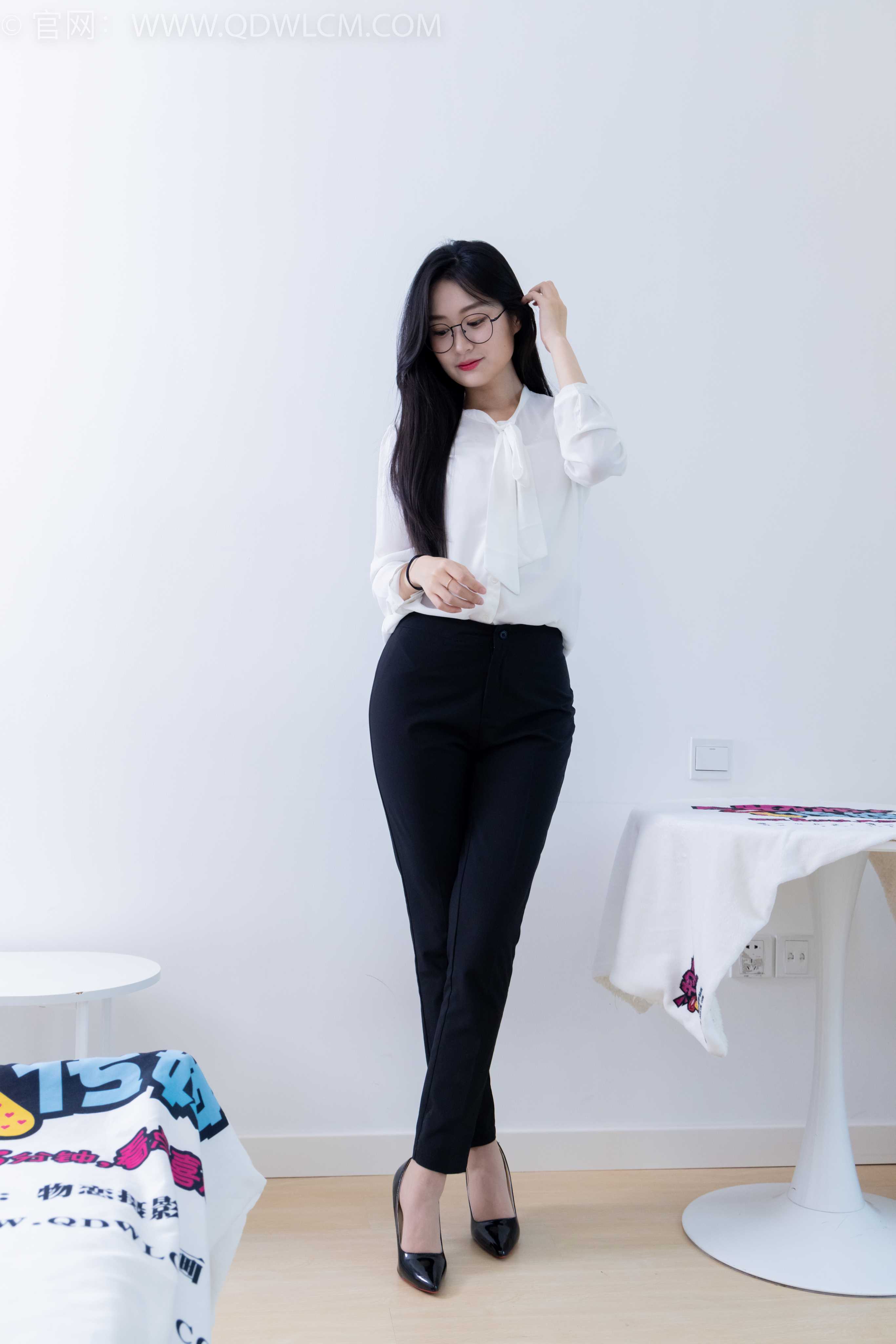 图片[1] - 物恋传媒 NO.2022 小敏-心被雾深陷 [200P-1V-5.95G] - 机器猫次元 - 机器猫次元