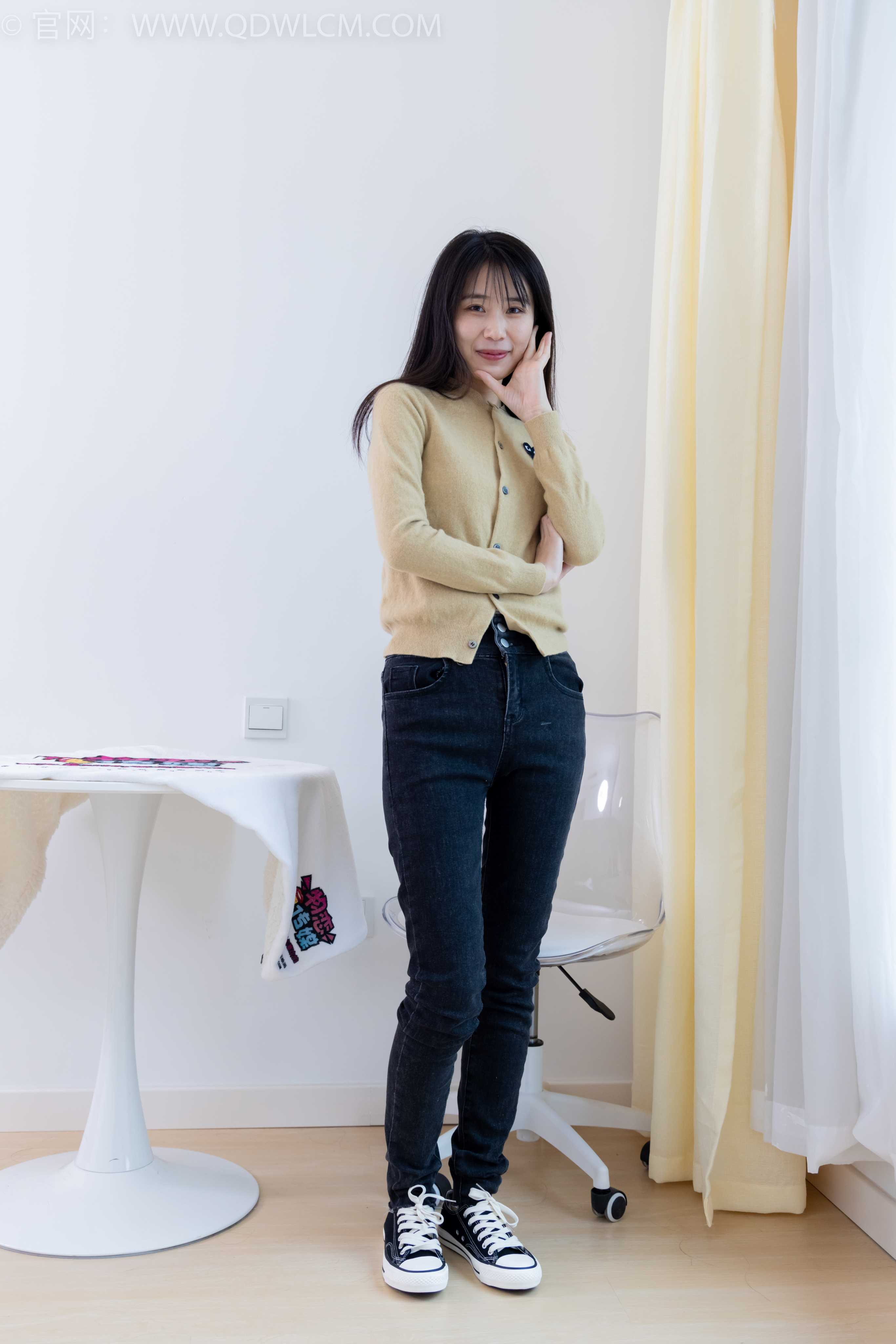图片[1] - 物恋传媒 NO.2033 菜菜-熟悉的面孔 [160P-1V-4.9G] - 机器猫次元 - 机器猫次元