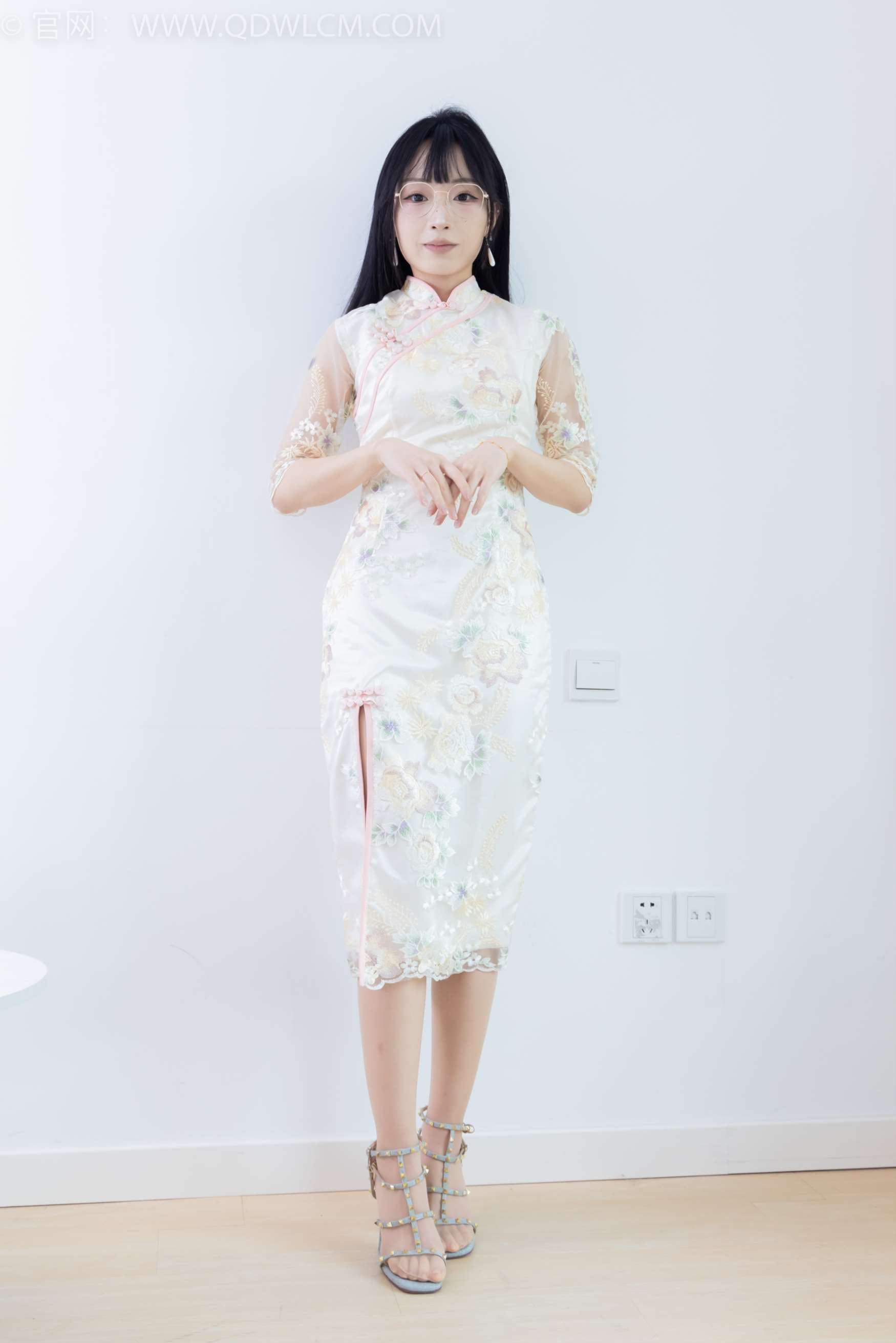 图片[1] - 物恋传媒 NO.2201 嘟嘟-风浪平息[159P-1V-6.17G] - 机器猫次元 - 机器猫次元