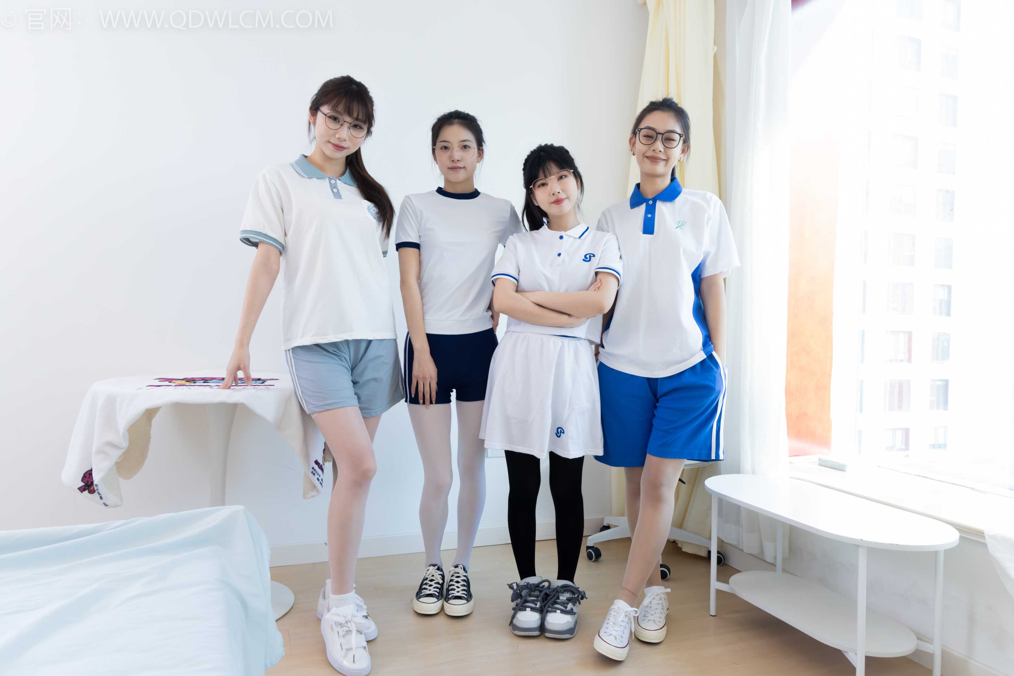 图片[1] - 物恋传媒 NO.2243 茯苓&岚岚&泡泡&米米-新春快乐[190P-1V-6.07G] - 机器猫次元 - 机器猫次元