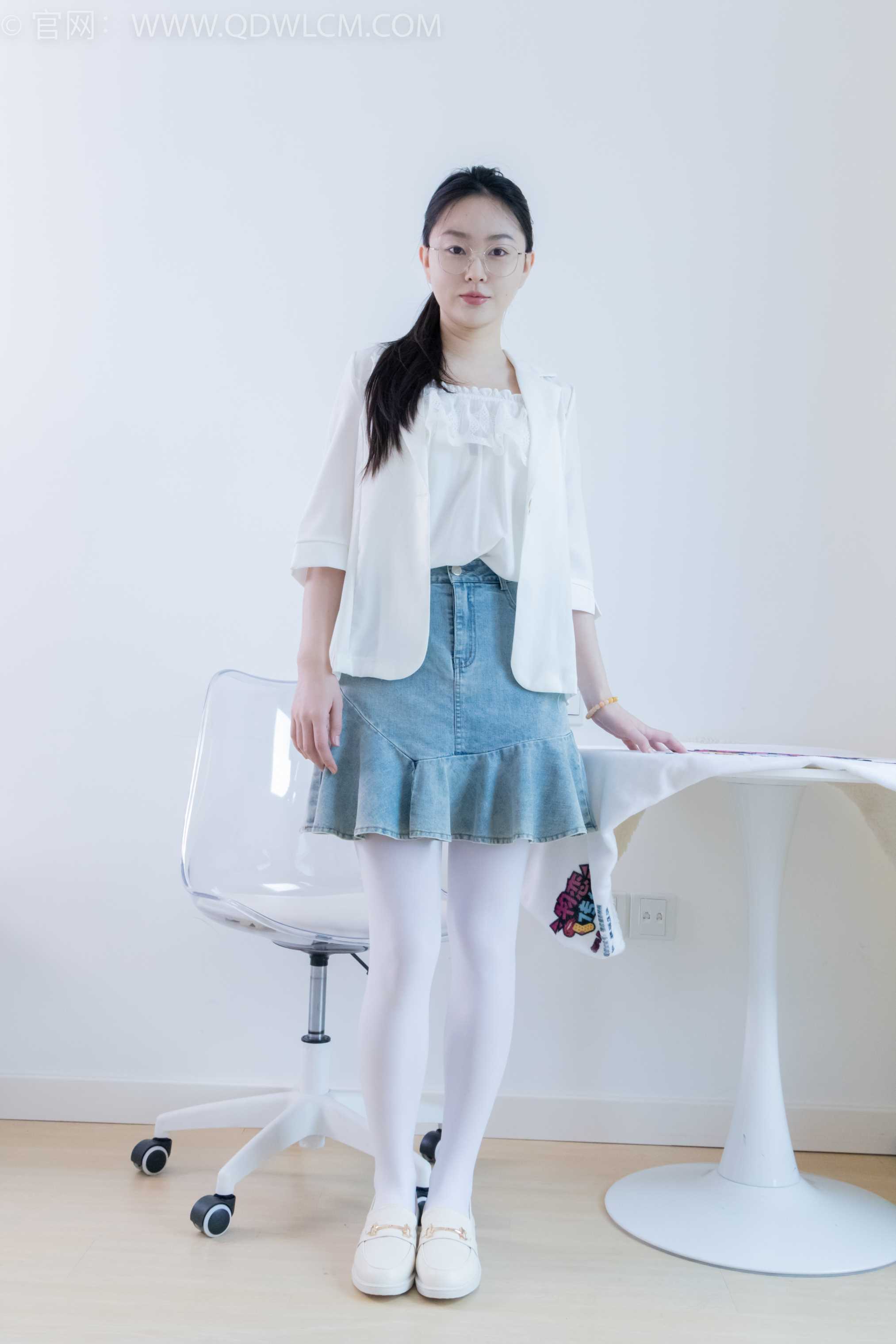 图片[1] - 物恋传媒 NO.2246 美兔-皮鞋、皮筋绑脚老头乐挠脚剧情[151P-1V-4.33G] - 机器猫次元 - 机器猫次元