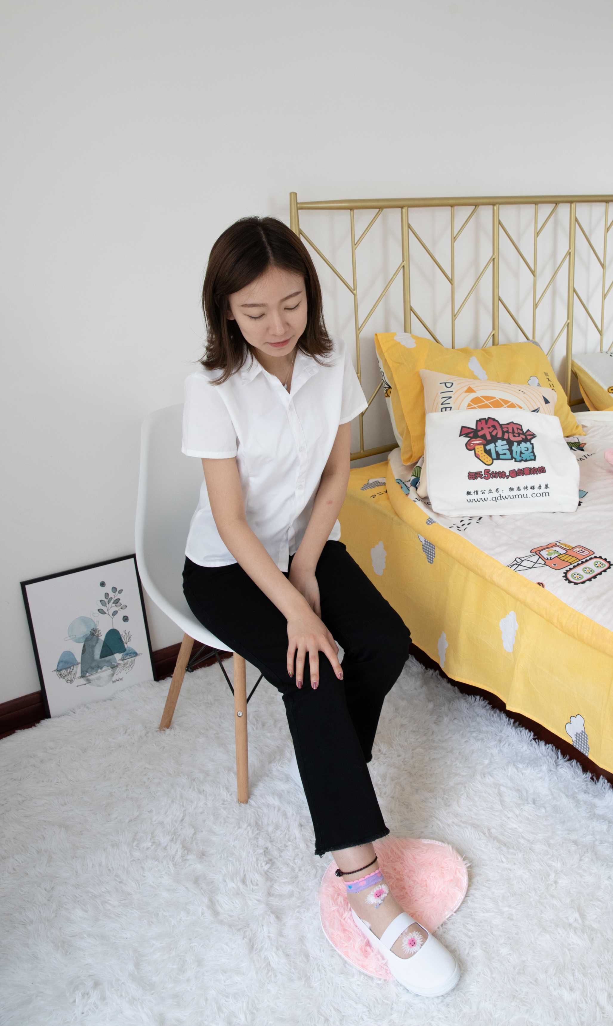 图片[1] - 物恋传媒 No.423 婷婷-风里的小雏菊 [141P+1V4.44G] - 机器猫次元 - 机器猫次元