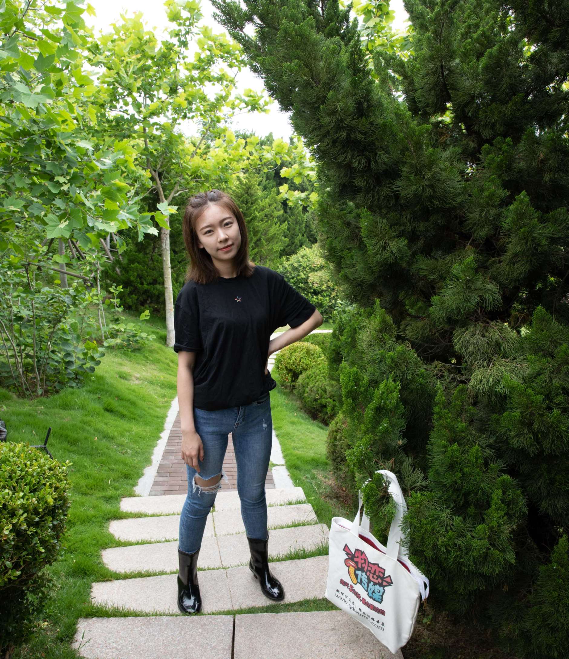 图片[8] - 物恋传媒 No.430 婷婷-花园少女 [148P+1V5.71G] - 机器猫次元 - 机器猫次元