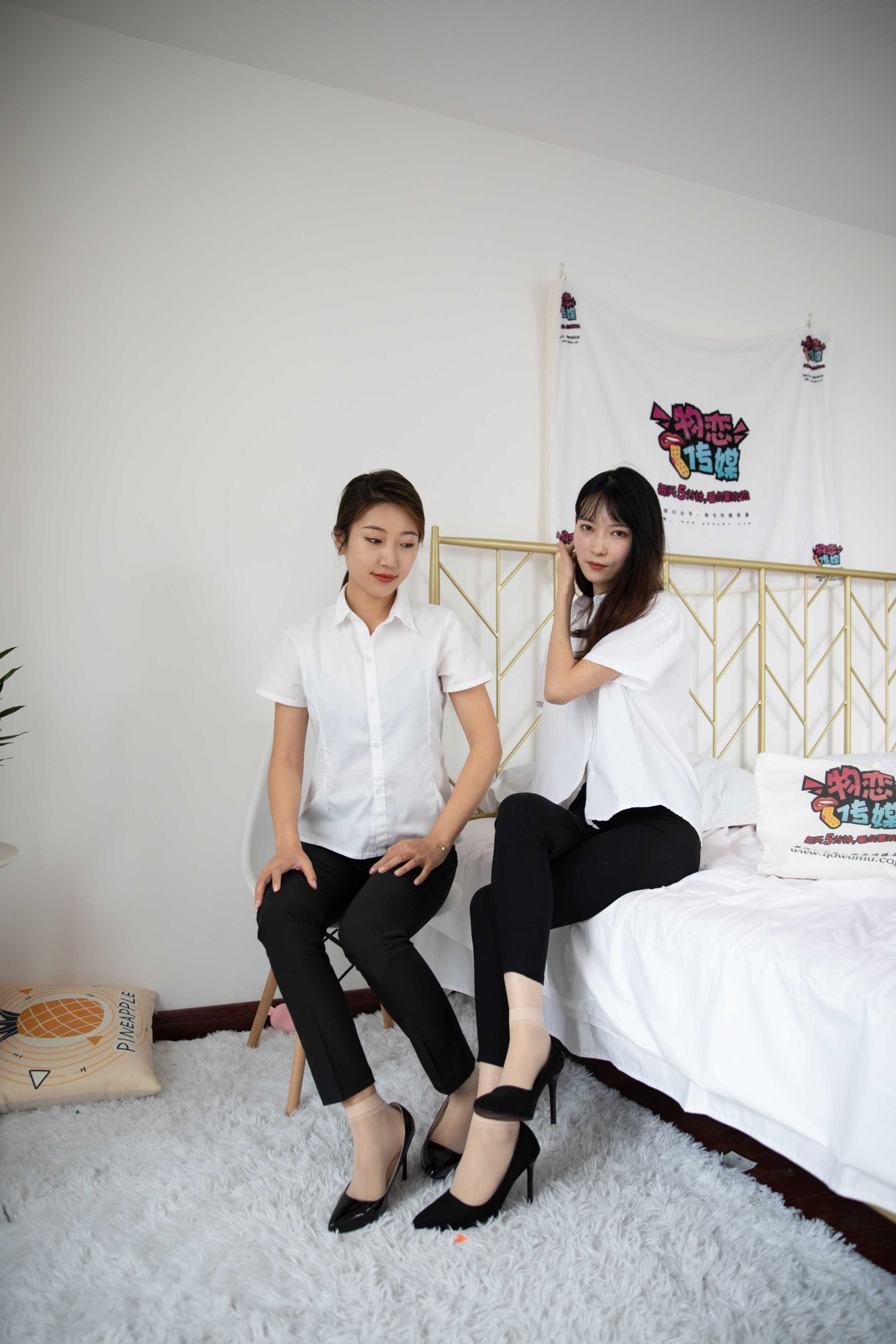 图片[1] - 物恋传媒 NO.562 猫耳&雅梦-诗里的秋 [205P+1V4.84G] - 机器猫次元 - 机器猫次元