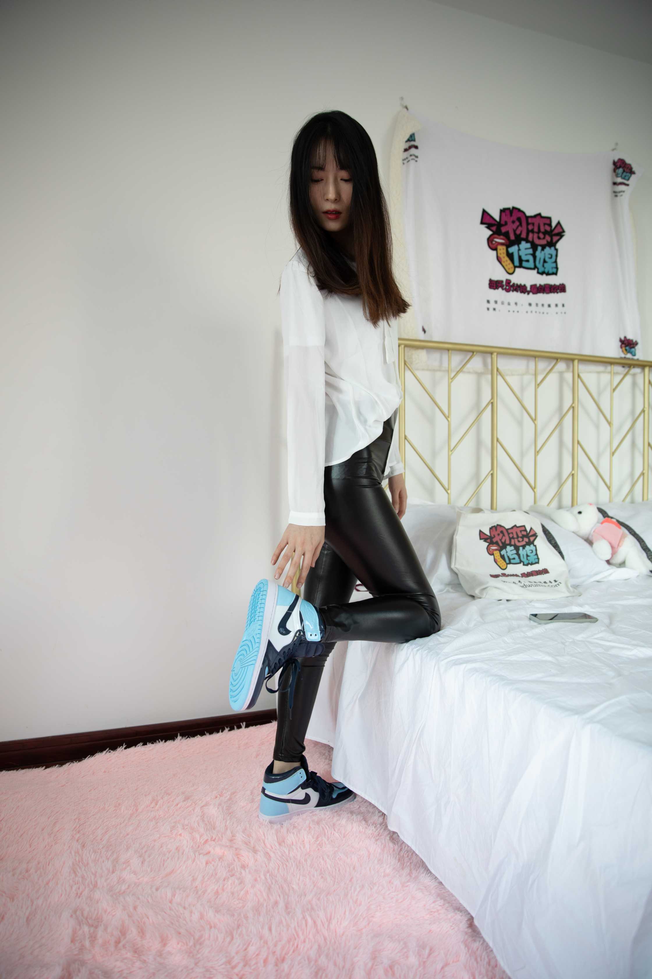图片[5] - 物恋传媒 NO.622 猫耳-蓝色的月亮 [158P+1V3.95G] - 机器猫次元 - 机器猫次元