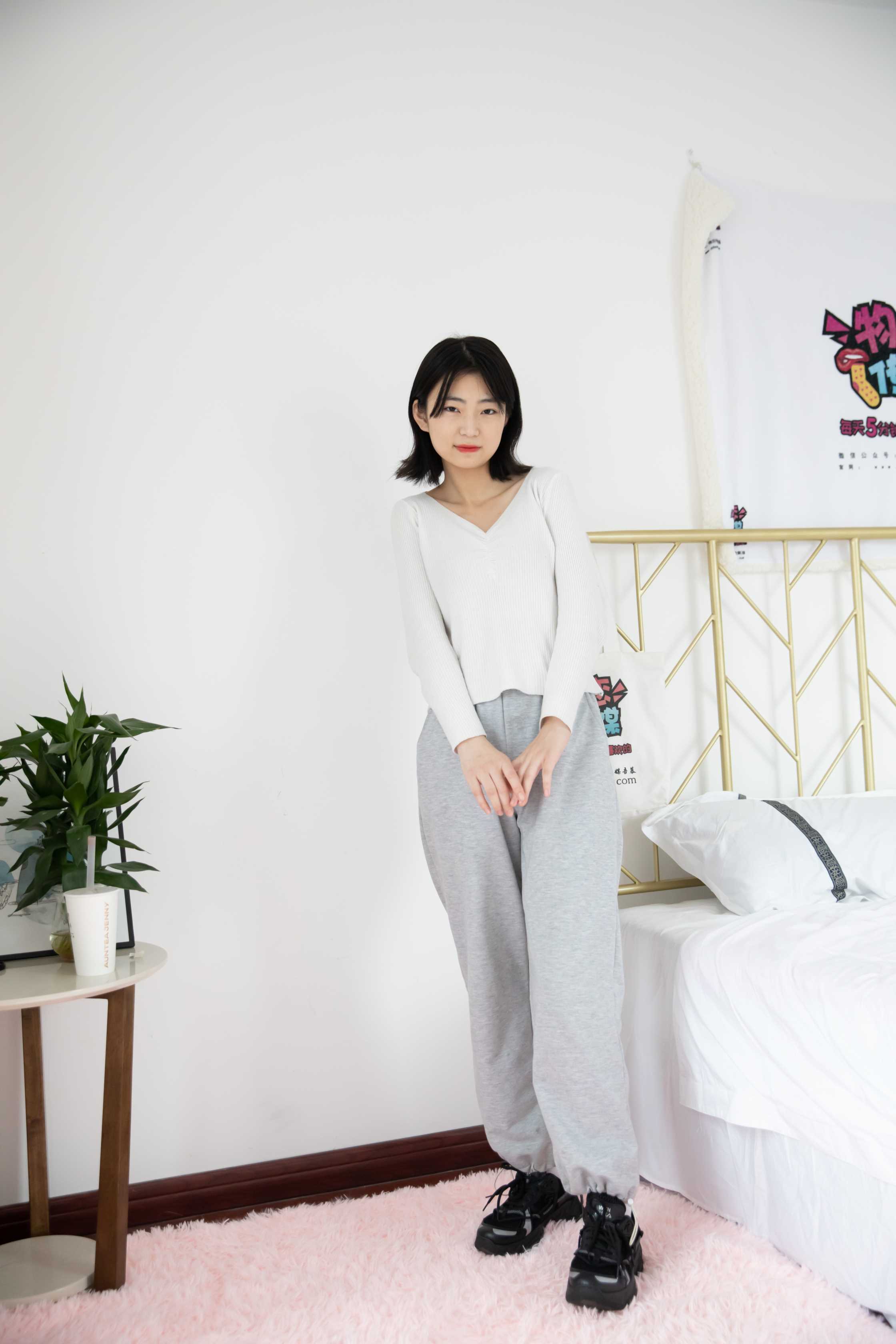 图片[1] - 物恋传媒 NO.663 小凌-草原最美的花 [144P+1V／3.62G] - 机器猫次元 - 机器猫次元