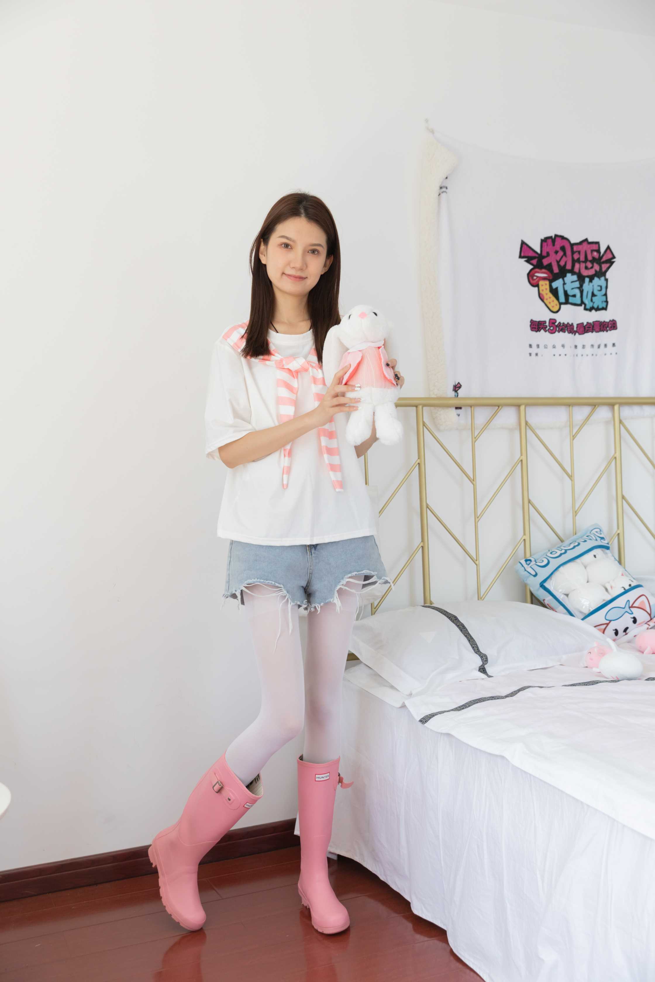 图片[1] - 物恋传媒 NO.800 想想-花开荼靡 [153P+1V／3.15GB] - 机器猫次元 - 机器猫次元