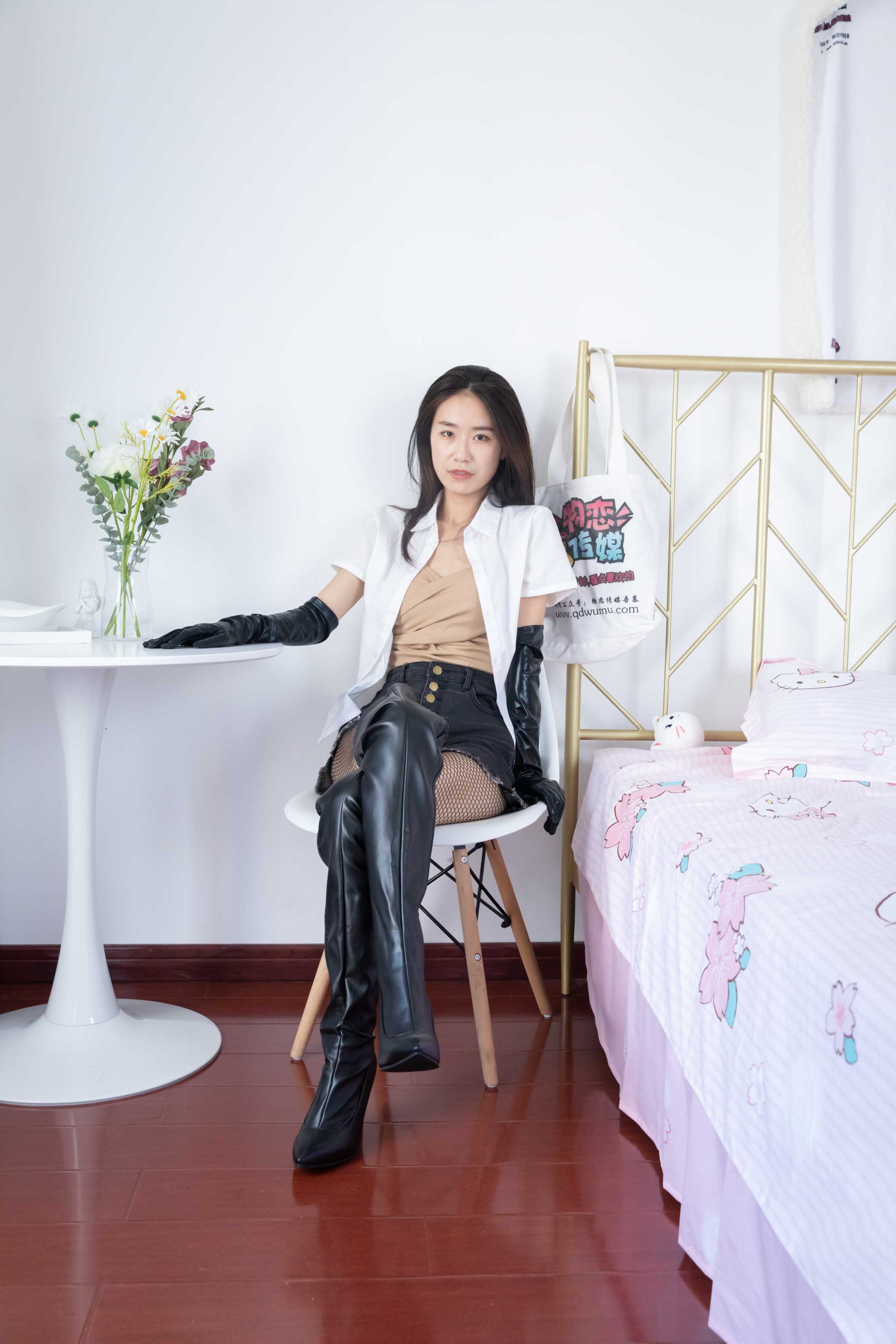 图片[1] - 物恋传媒 NO.888 菜菜-坐看秋风 [149P+1V／3.61GB] - 机器猫次元 - 机器猫次元