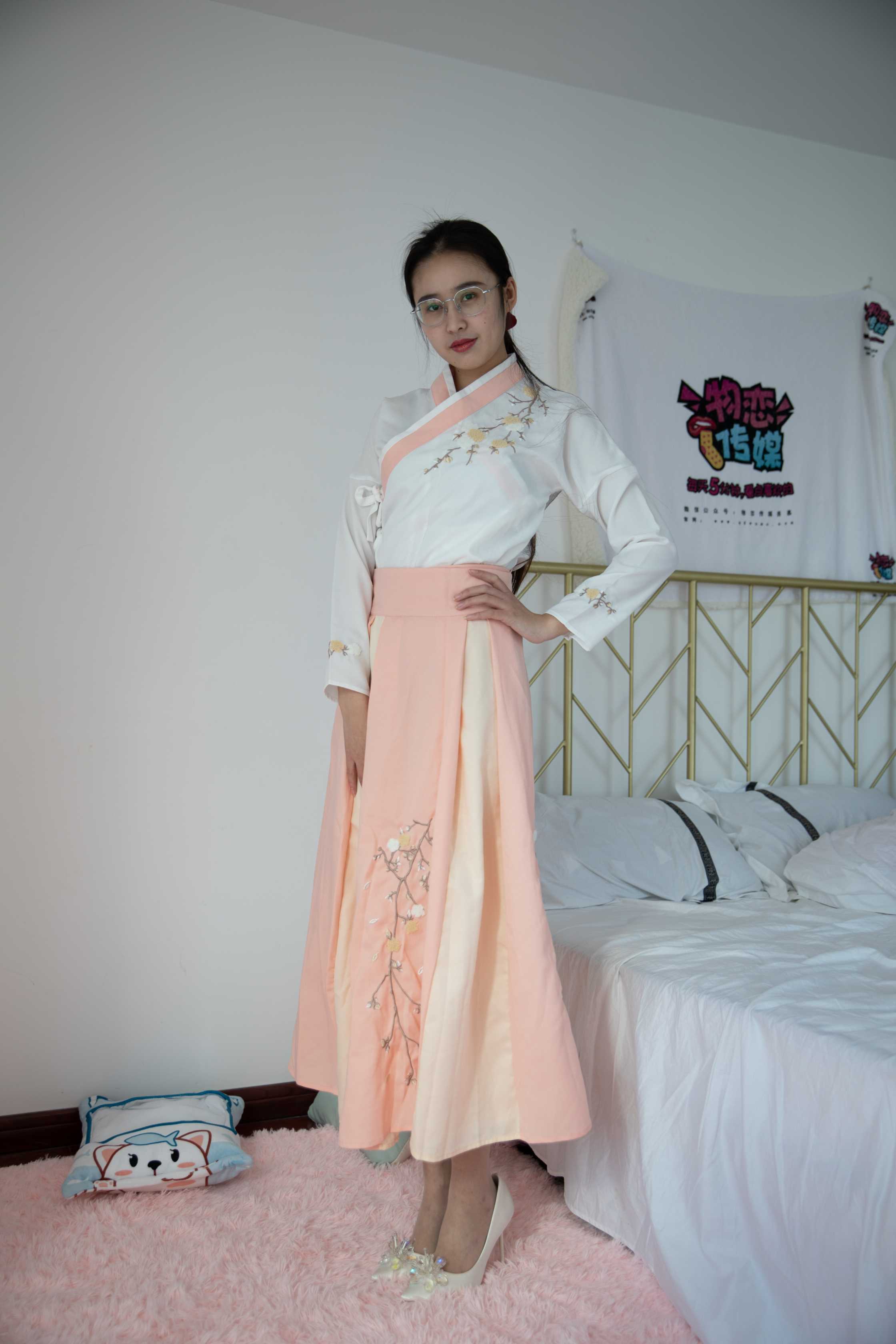 图片[4] - 物恋传媒 NO.891 菲菲-风里的云 [142P+1V／4.65GB] - 机器猫次元 - 机器猫次元