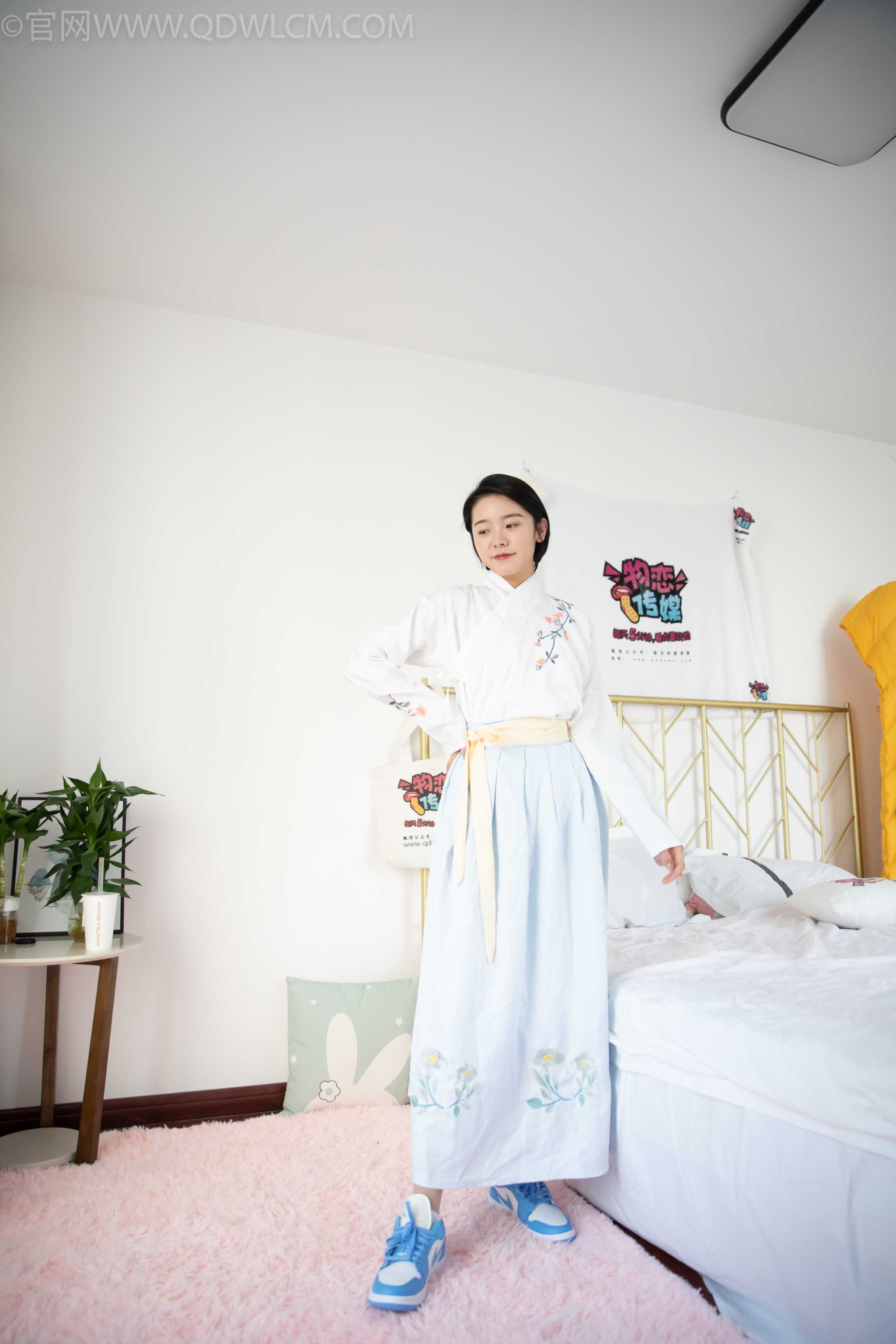 图片[1] - 物恋传媒 NO.987 小飞-那年明月 [144P+1V／3.45GB] - 机器猫次元 - 机器猫次元