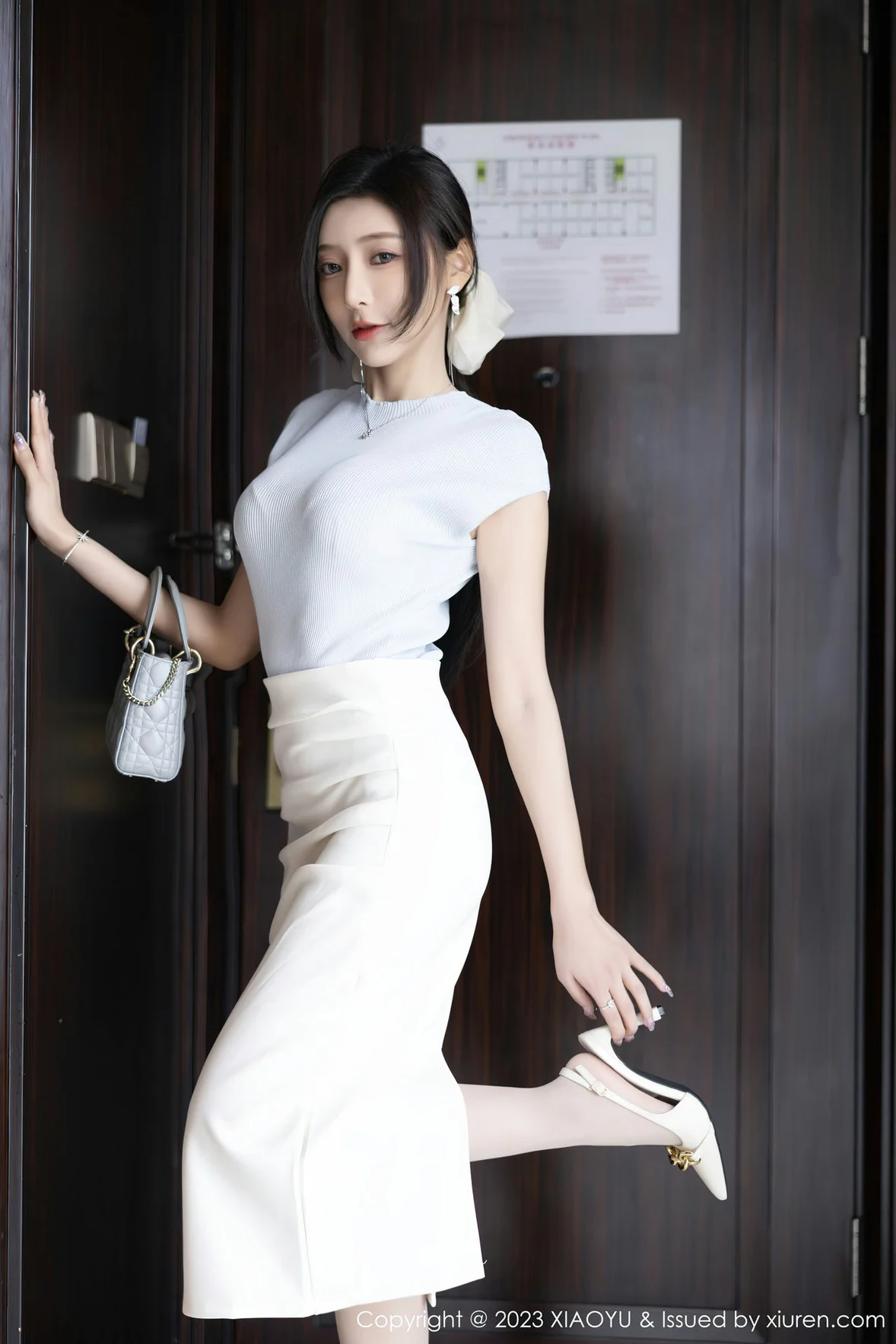 图片[1] - XIAOYU 语画界 Vol.1059 王馨瑶yanni 淡粉色内衣性感写真 [85P] - 机器猫次元 - 机器猫次元