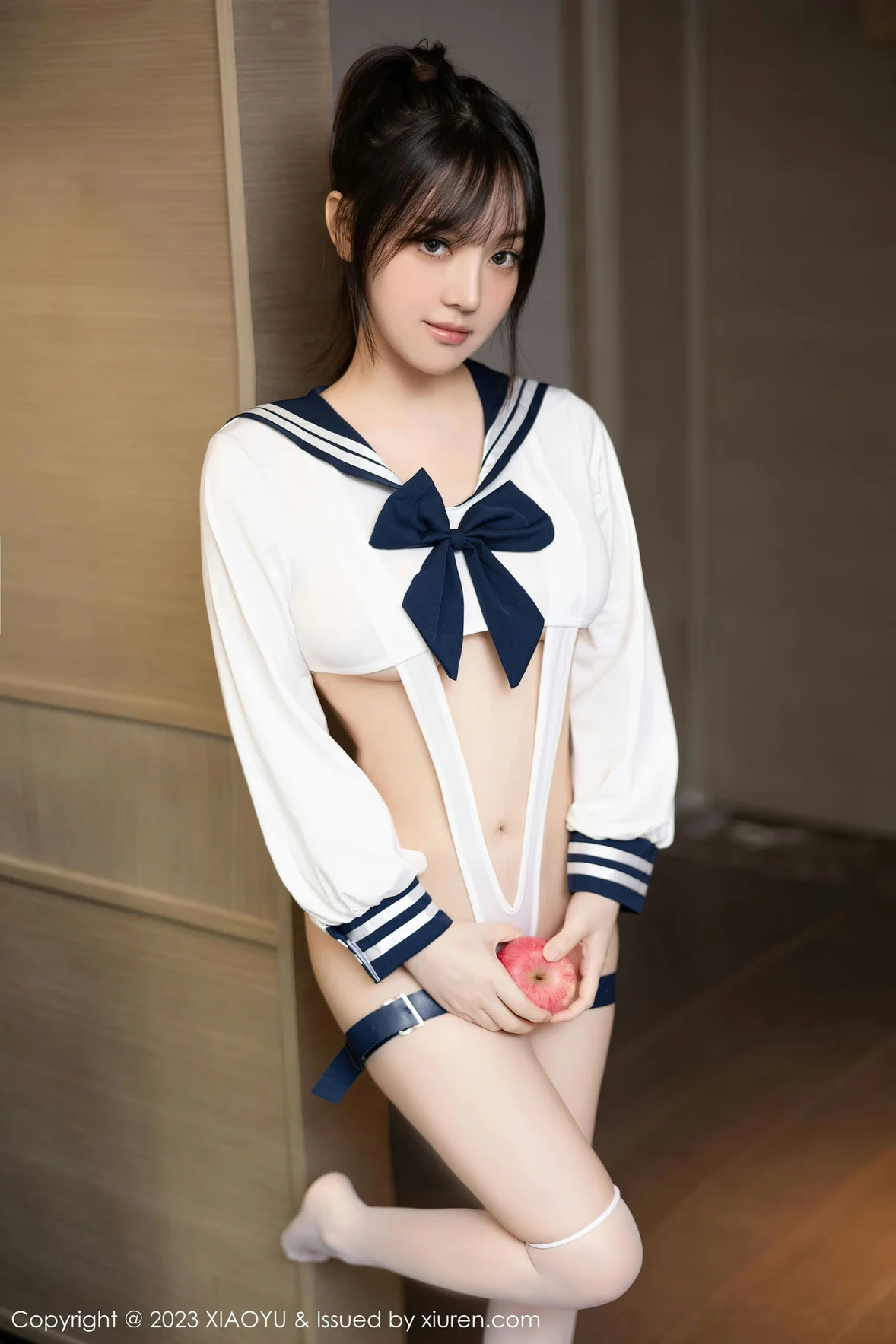 图片[1] - 语画界 Vol.1105 豆瓣酱 白色高开叉服饰写真 [82P] - 机器猫次元 - 机器猫次元