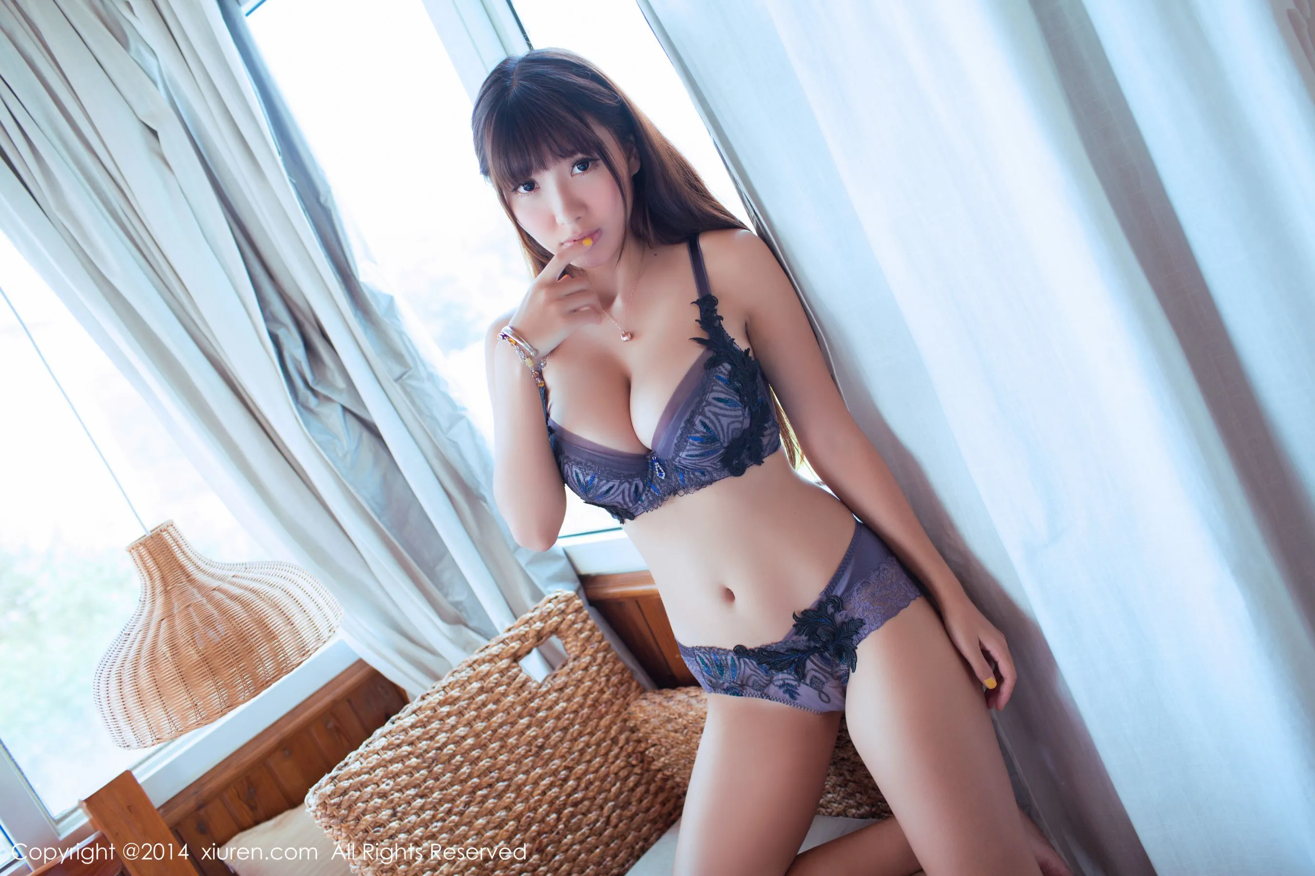 图片[2] - 巨乳妹子@晓茜sunny《厦门写真》 秀人网 No.224 - 机器猫次元 - 机器猫次元