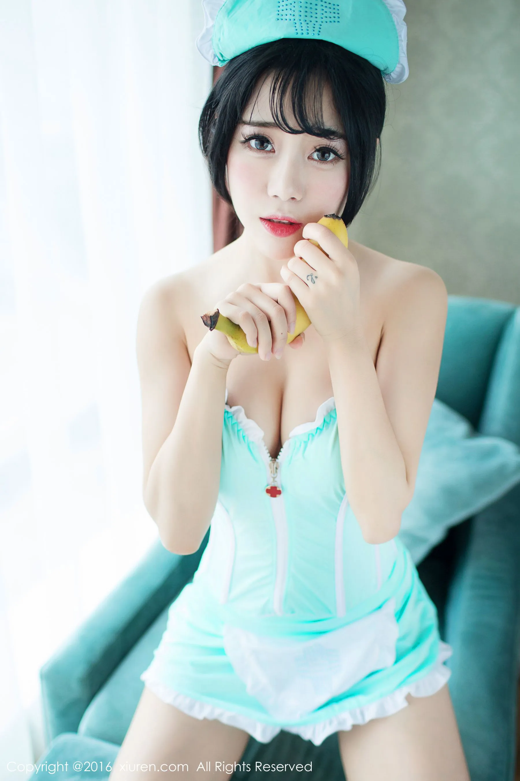 图片[4] - 兜豆靓Youlina《香蕉小护士》 秀人网 No.550 - 机器猫次元 - 机器猫次元