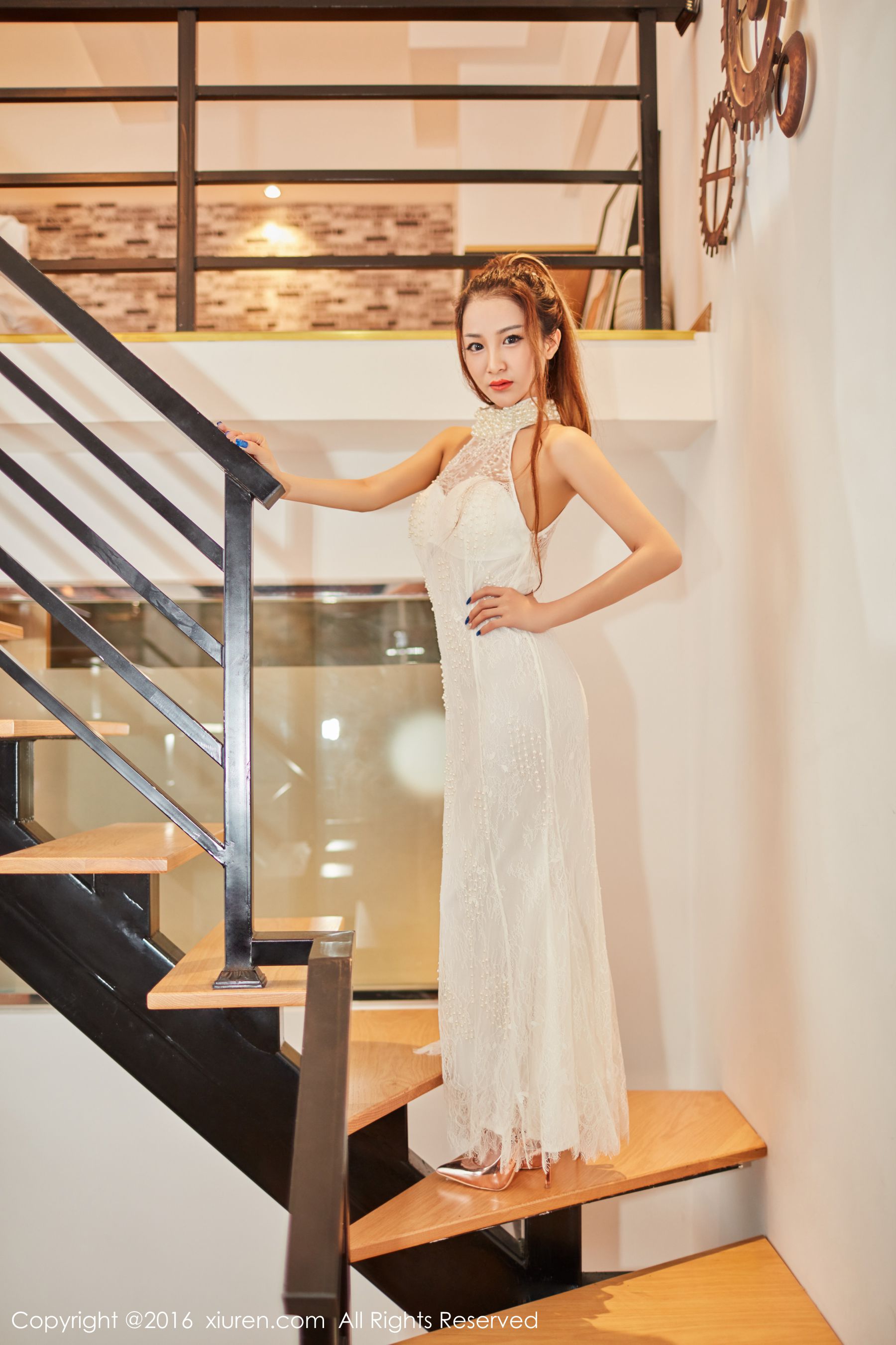 图片[2] - Sugar梁莹《修长的美腿与浑圆的翘臀》 秀人网 No.631 - 机器猫次元 - 机器猫次元