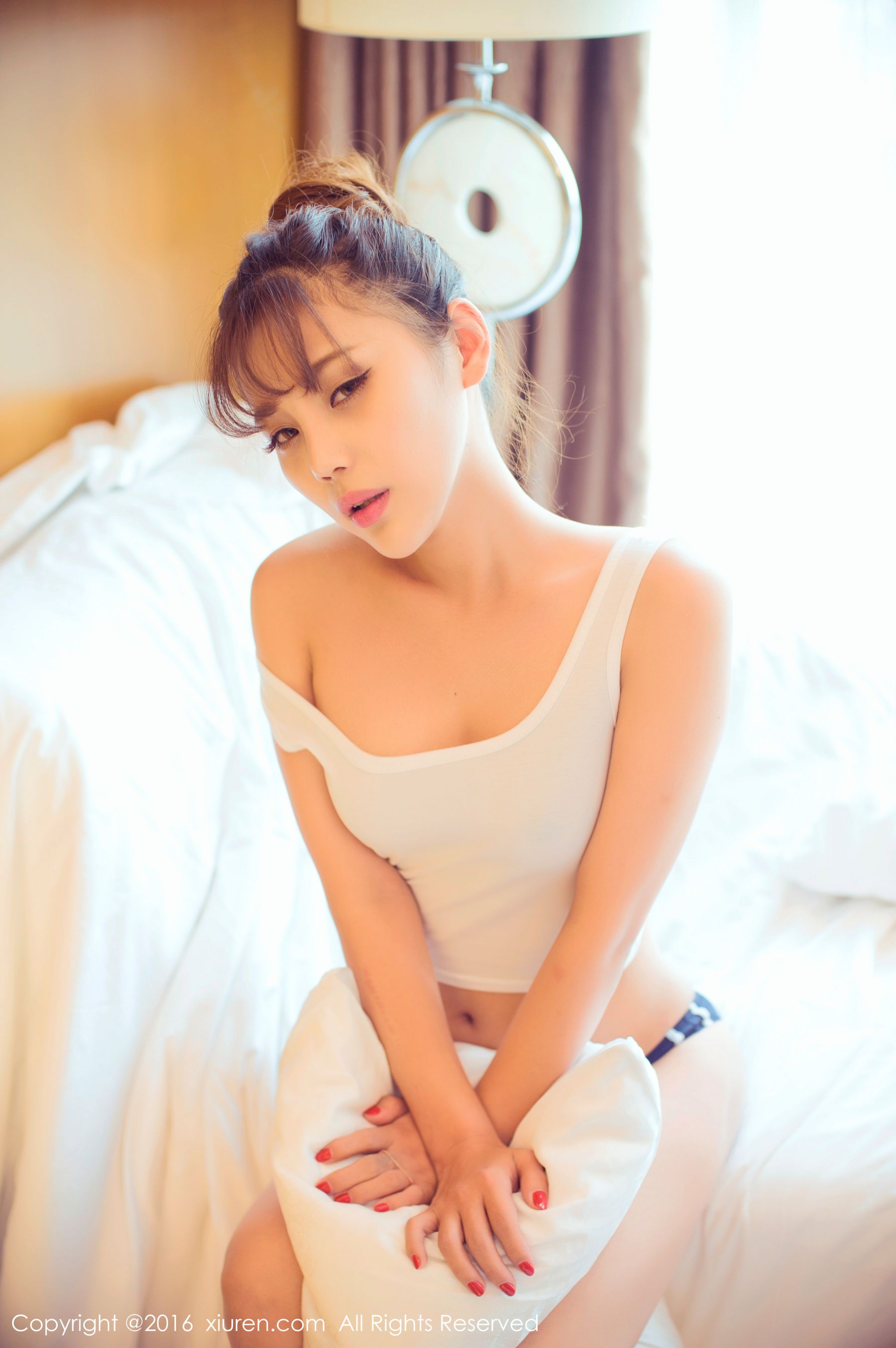 图片[7] - 周予然《高叉泳衣、爆乳内衣、高跟美腿、白色超短工字背心装》 秀人网 No.633 - 机器猫次元 - 机器猫次元