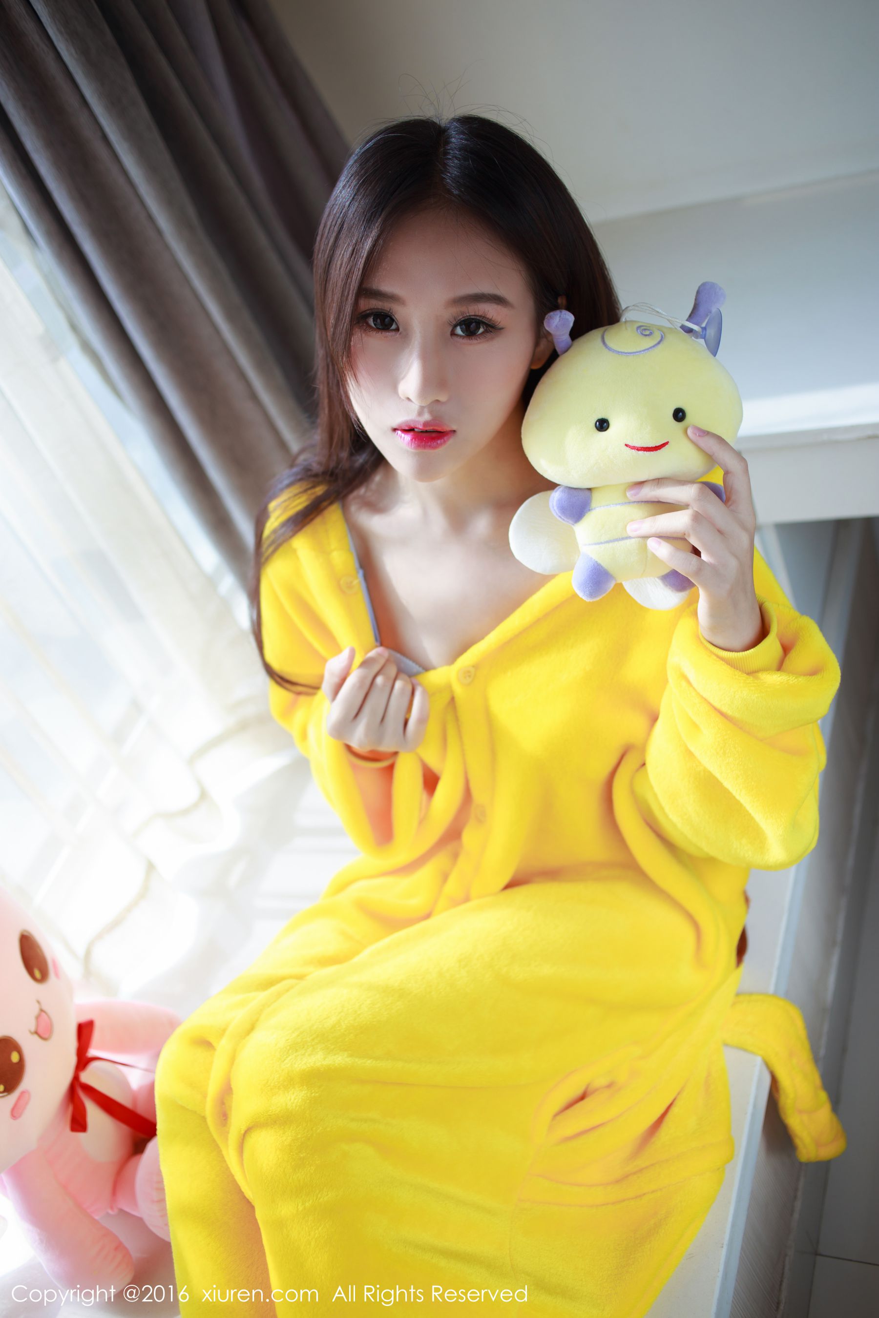 图片[2] - 月音瞳《皮卡丘和学生制服》 秀人网 No.646 - 机器猫次元 - 机器猫次元