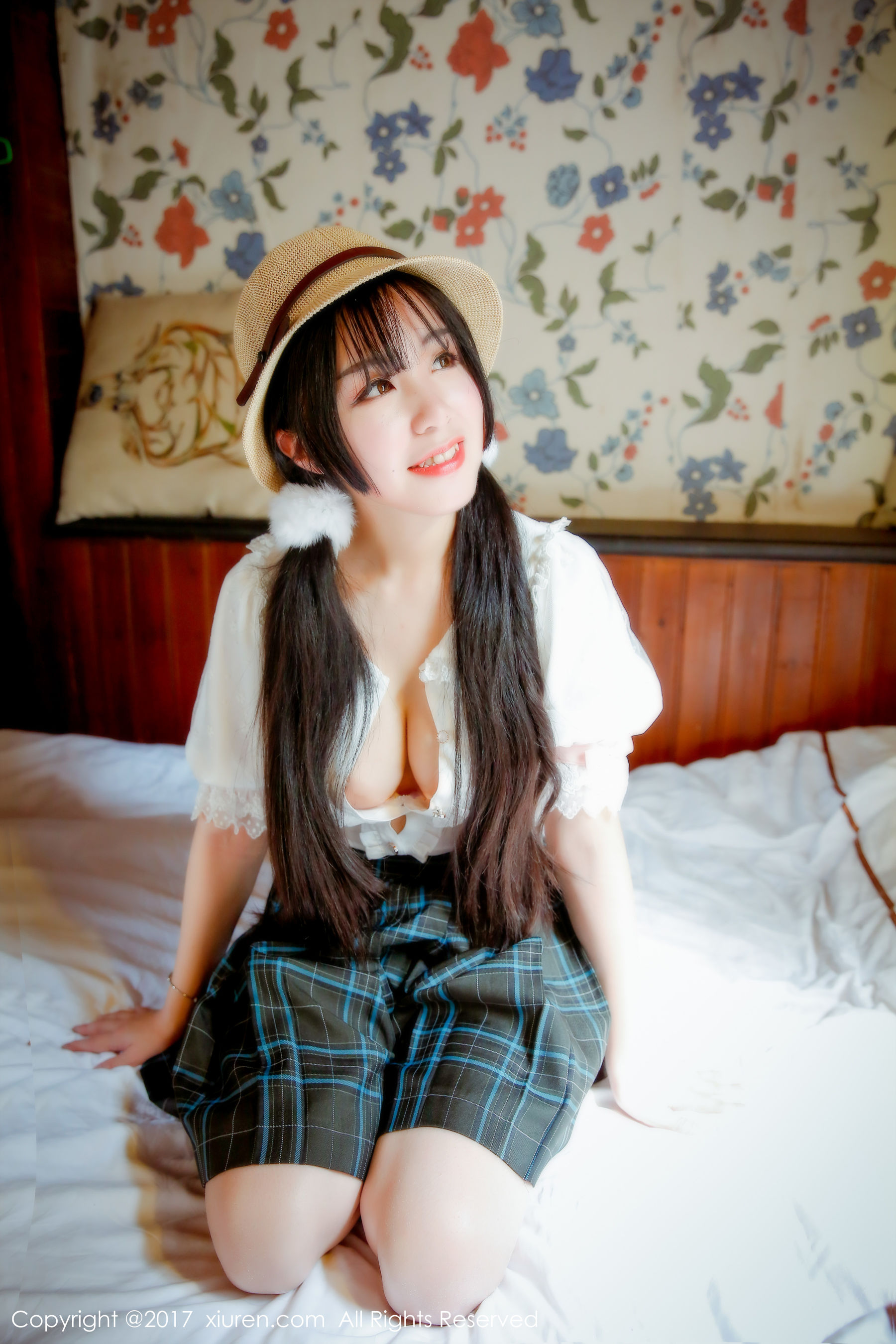 图片[3] - v菜《戴草帽的青涩私房少女》 秀人网XIUREN No.742 - 机器猫次元 - 机器猫次元