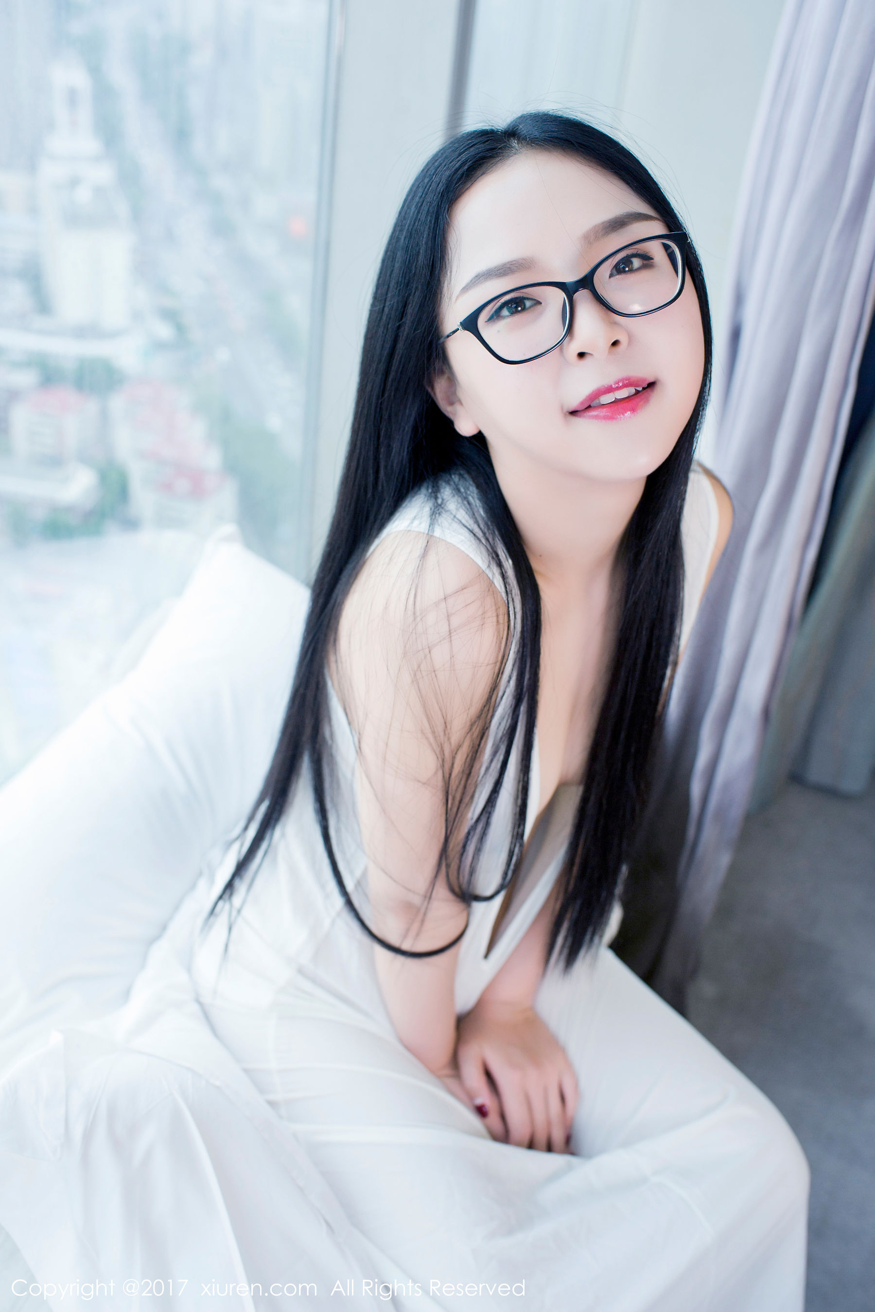 图片[3] - 智齿小模特@花花李《深V连衣裙+死库水》 秀人网XIUREN No.772 - 机器猫次元 - 机器猫次元