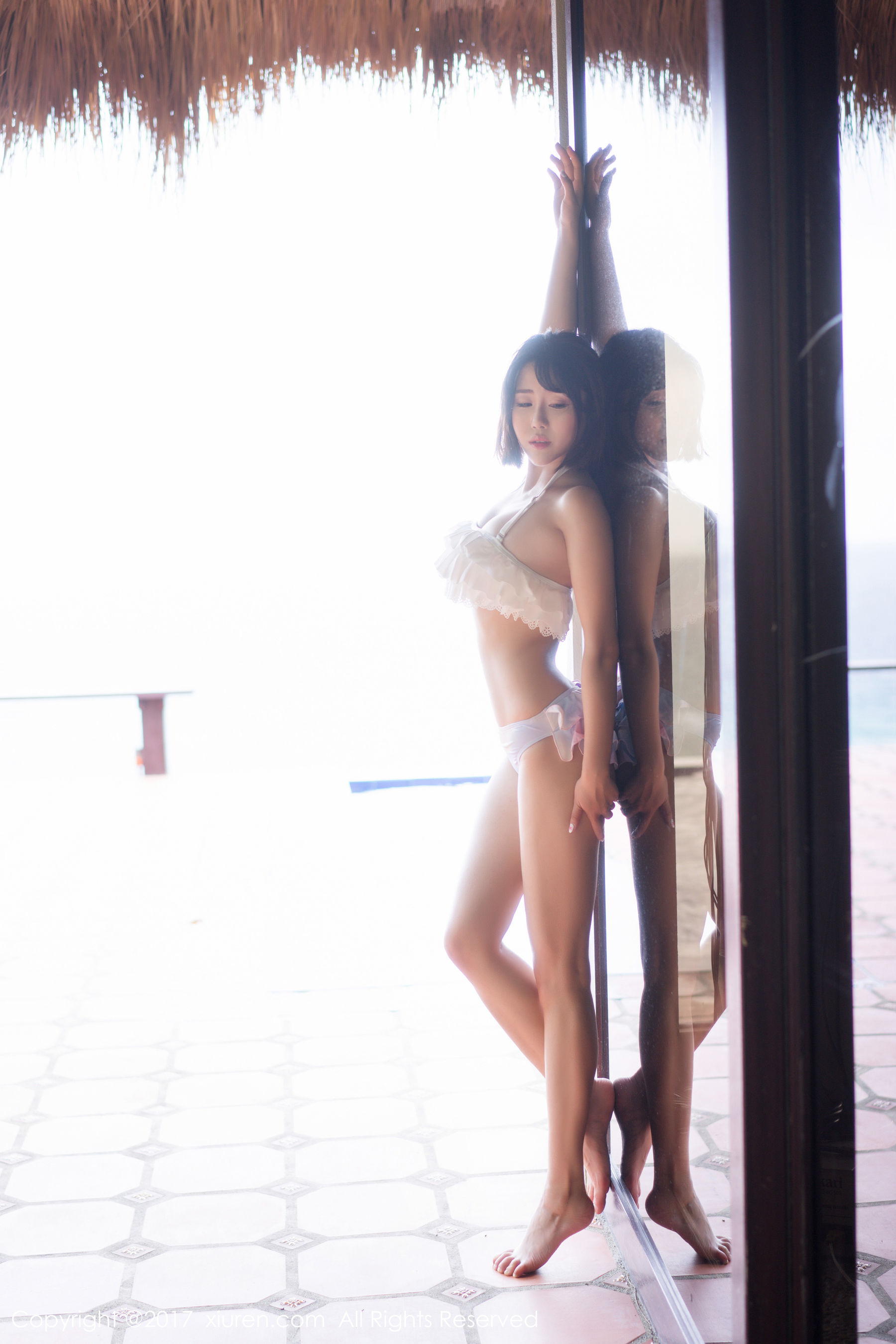 图片[1] - 兜豆靓Youlina《室外清新，室内性感特写》 XiuRen 秀人网 NO.814 - 机器猫次元 - 机器猫次元