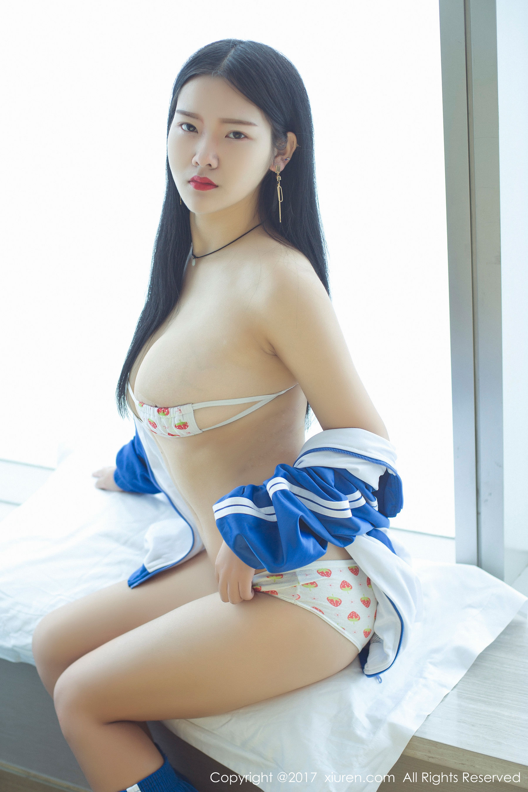 图片[3] - 高冷欧码学生妹凌希儿 XiuRen 秀人网 NO.837 - 机器猫次元 - 机器猫次元