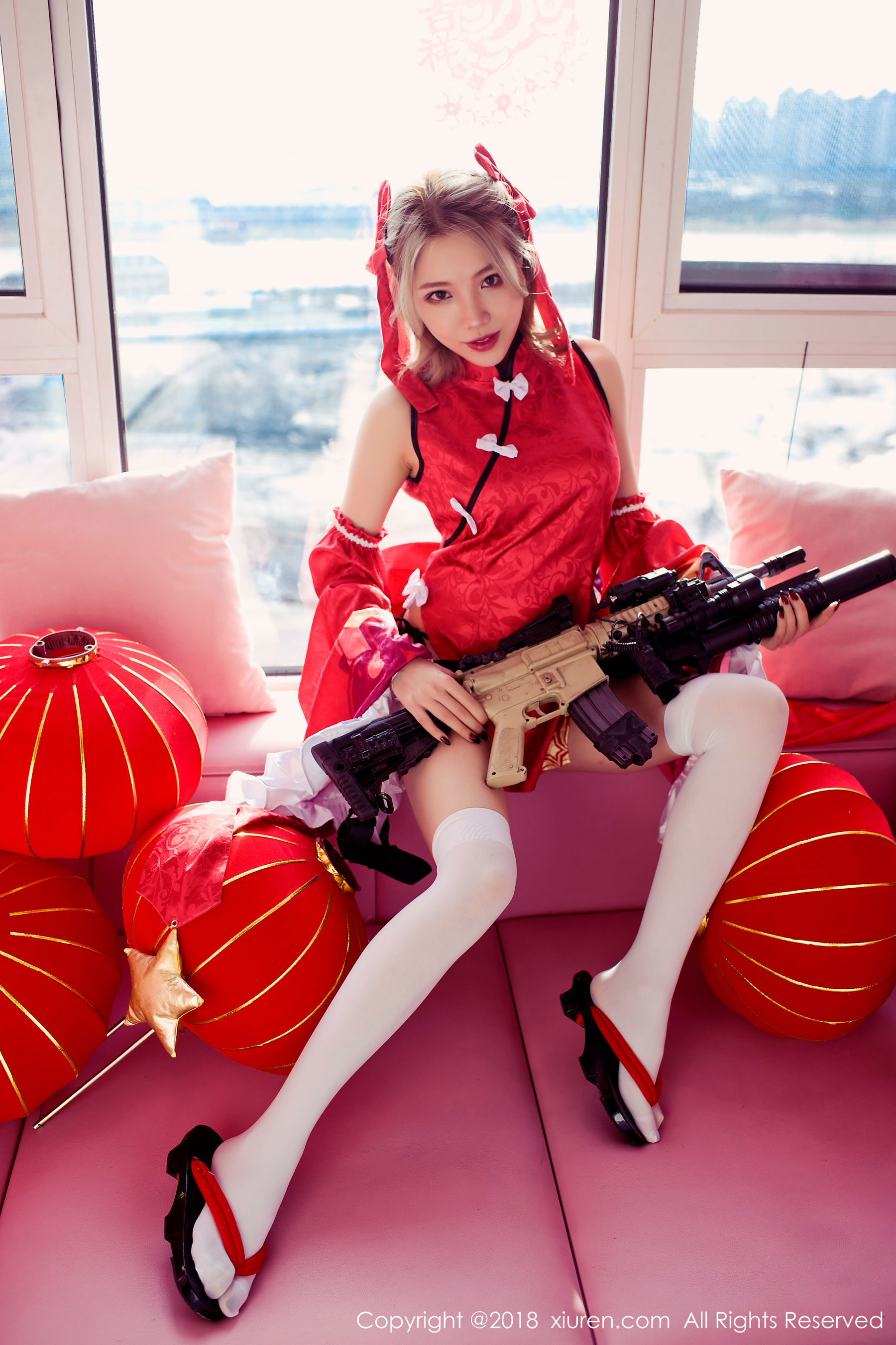 图片[2] - 黄楽然《保鲜膜裹身+极品COS枪娘》 秀人 No.911 - 机器猫次元 - 机器猫次元