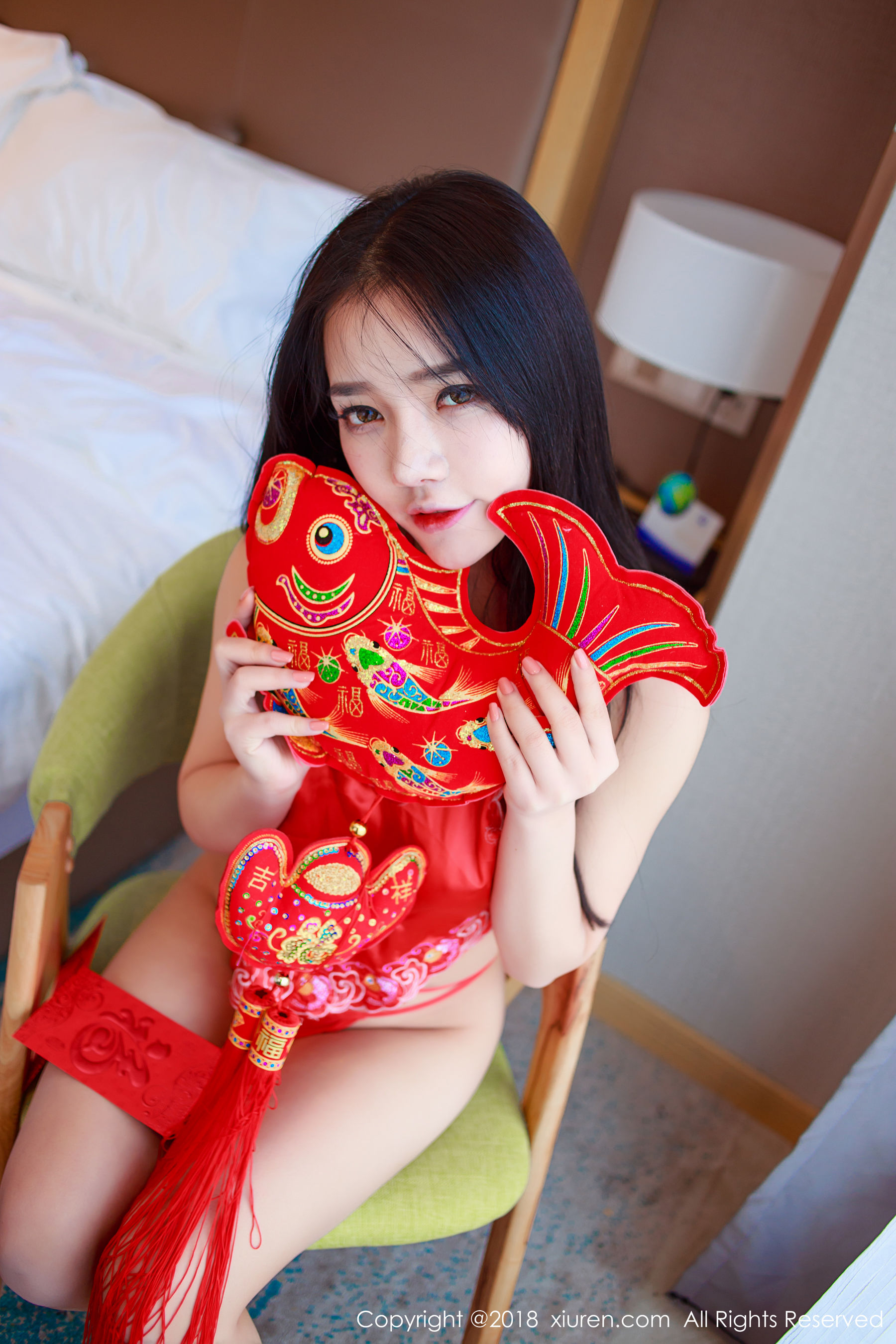 图片[2] - 夏雪爱《新春火红肚兜内衣私房》 秀人 No.921 - 机器猫次元 - 机器猫次元