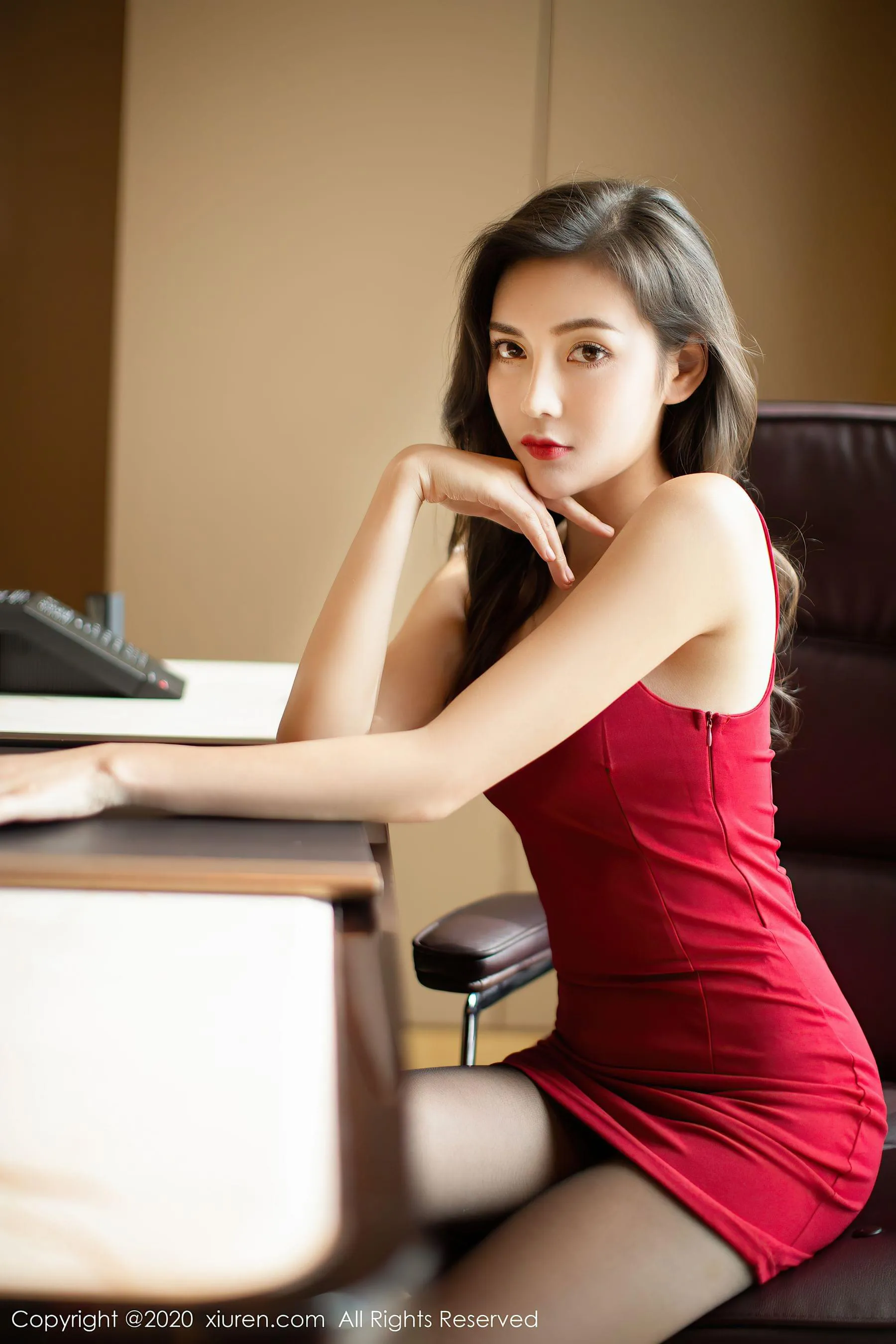 图片[2] - 秀人XIUREN No.2369 夏玥 - 机器猫次元 - 机器猫次元