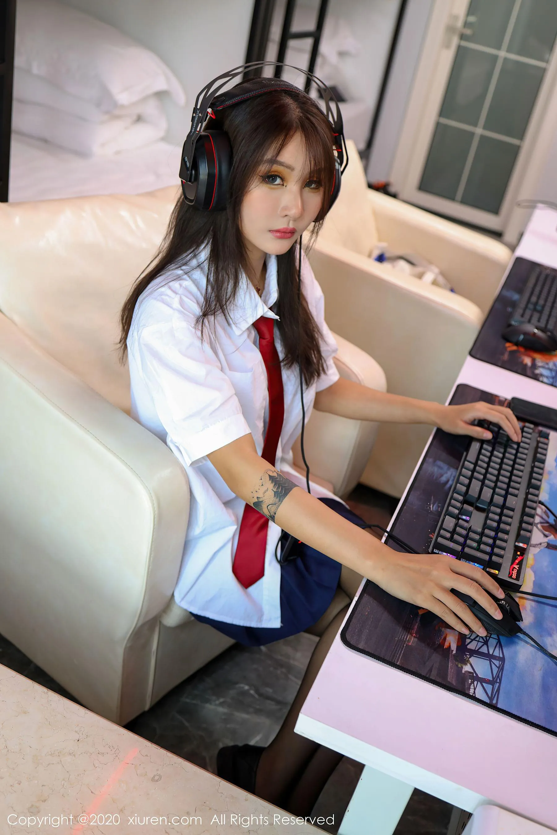 图片[1] - 秀人 No.2461 Emily顾奈奈 - 机器猫次元 - 机器猫次元