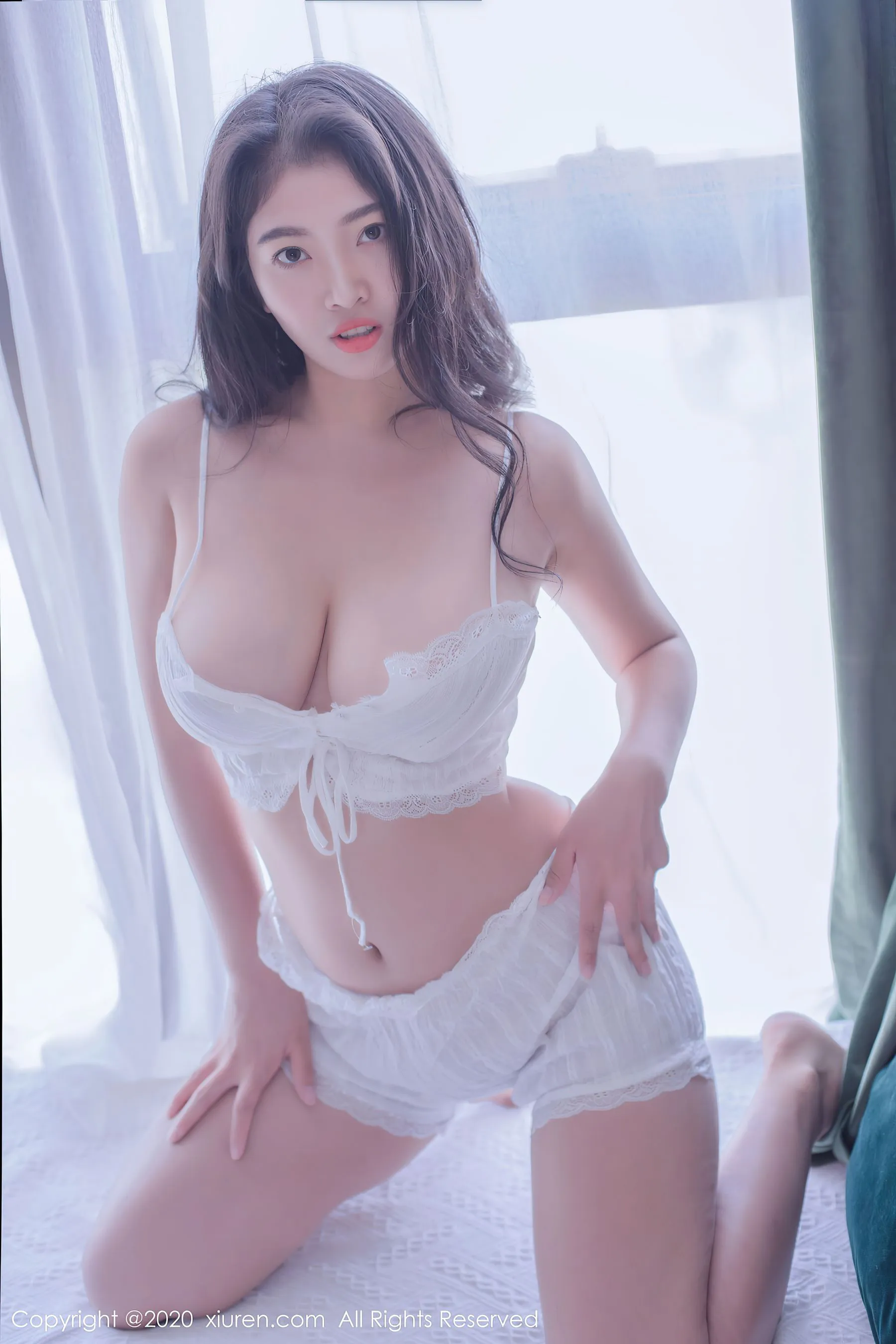 图片[1] - 秀人 No.2821 舞媚歆 - 机器猫次元 - 机器猫次元