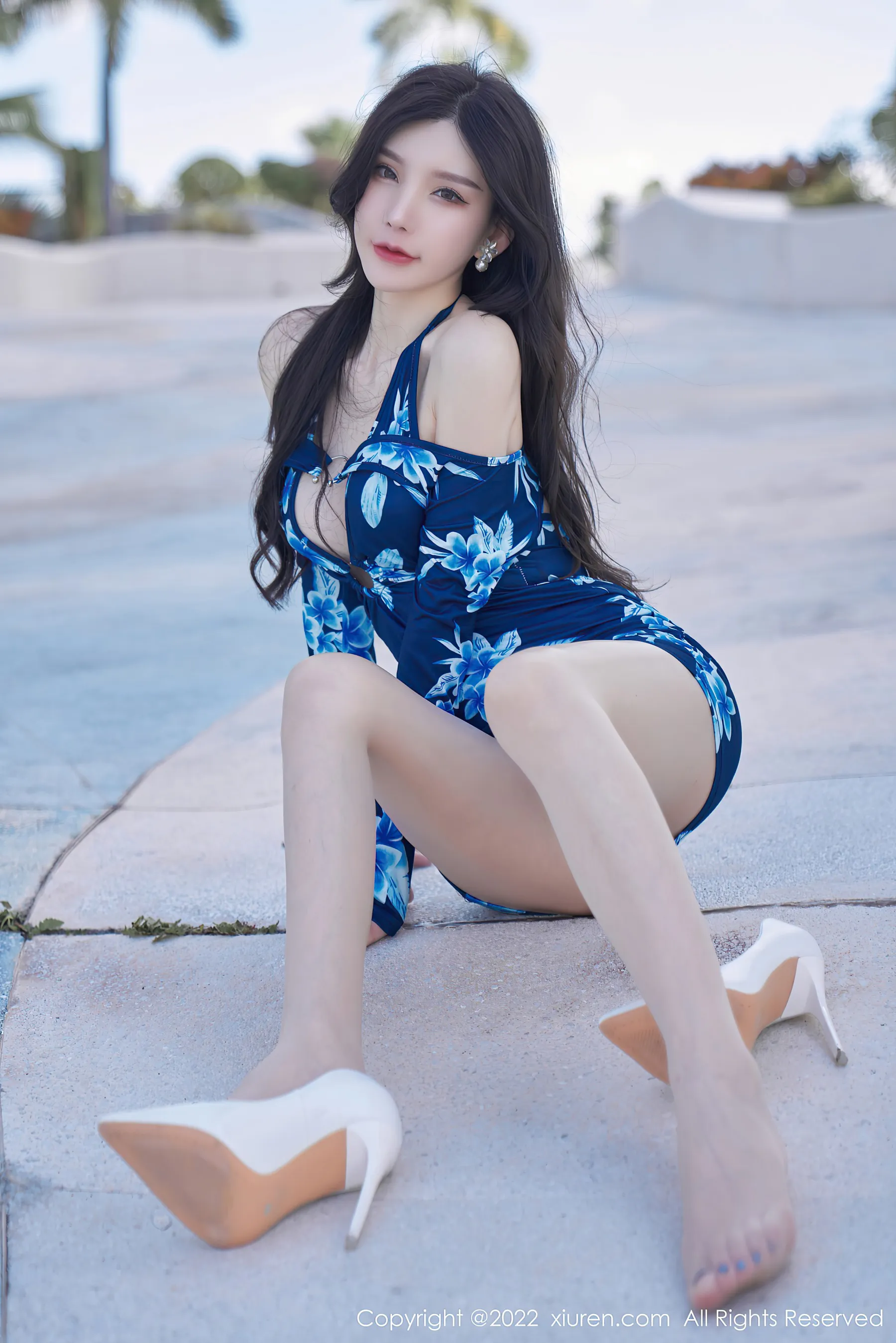 图片[2] - 秀人网 No.4563 周于希Sally 丝袜女神三亚旅拍 - 机器猫次元 - 机器猫次元