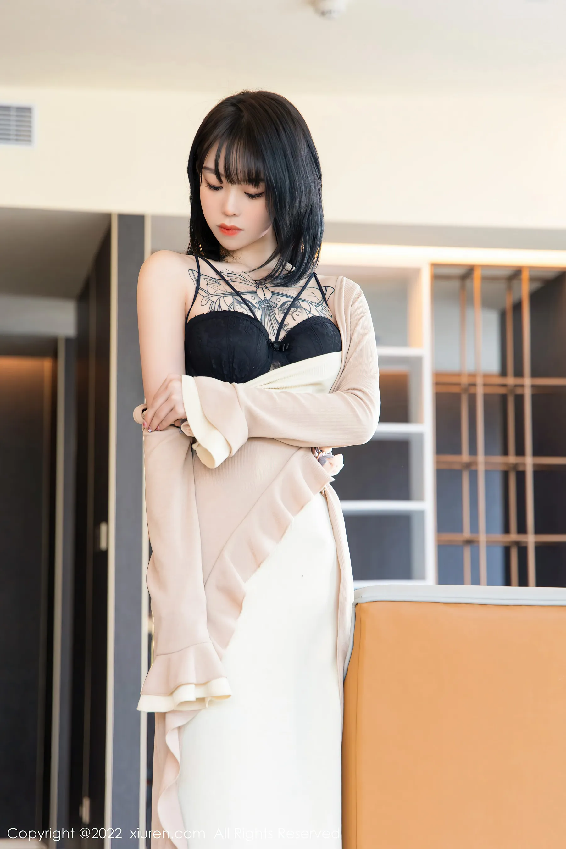 图片[1] - 秀人网 No.4700 奶瓶. 黑丝美腿性感写真 - 机器猫次元 - 机器猫次元