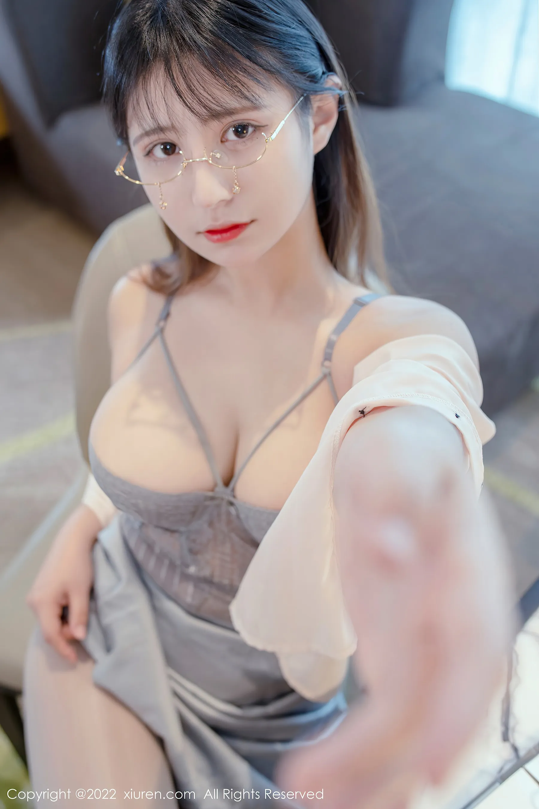 图片[8] - 秀人网 No.4808 久久Aimee 可爱美乳妹子写真 - 机器猫次元 - 机器猫次元