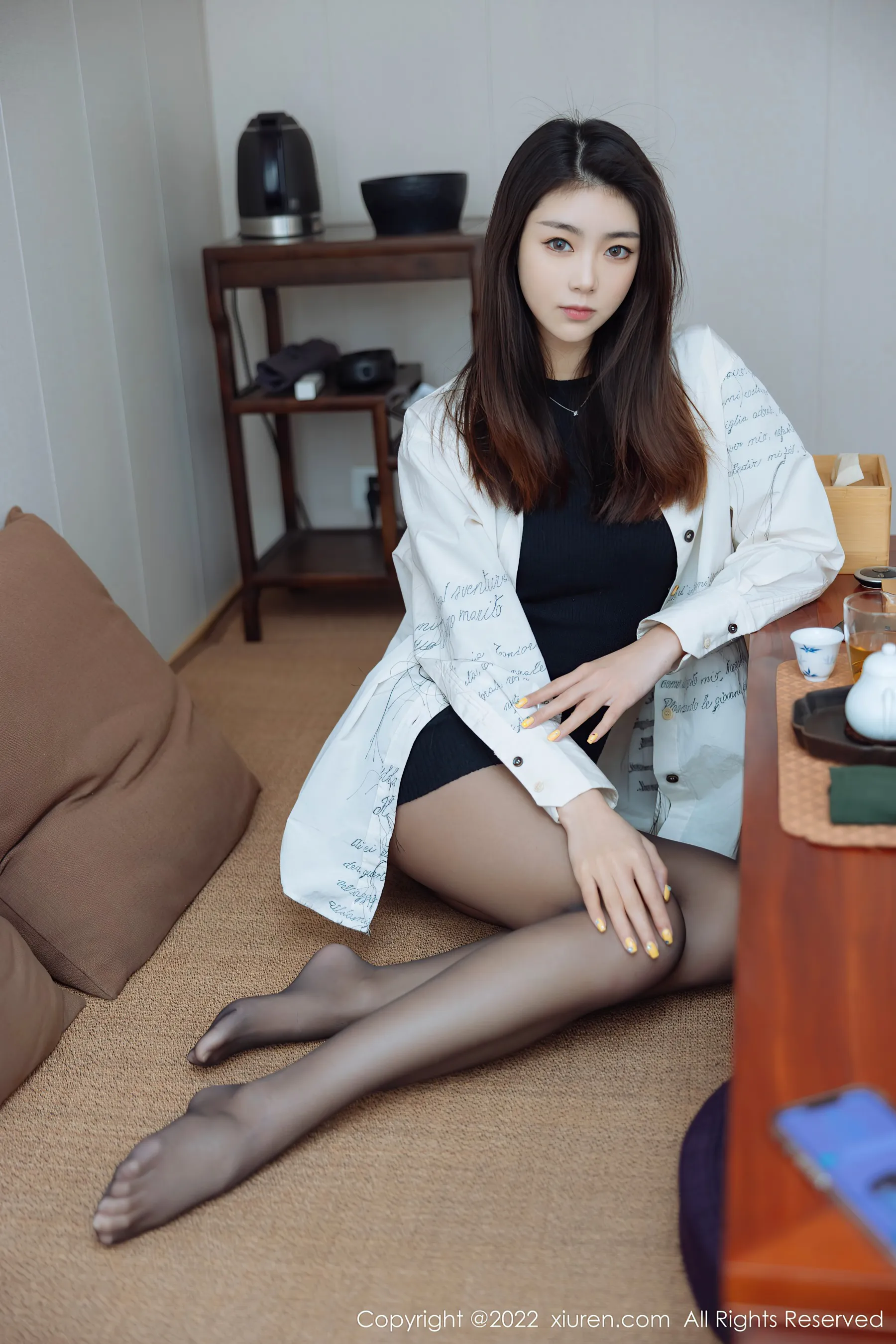 图片[2] - 秀人网 No.4832 可樂Vicky 黑丝美腿 - 机器猫次元 - 机器猫次元