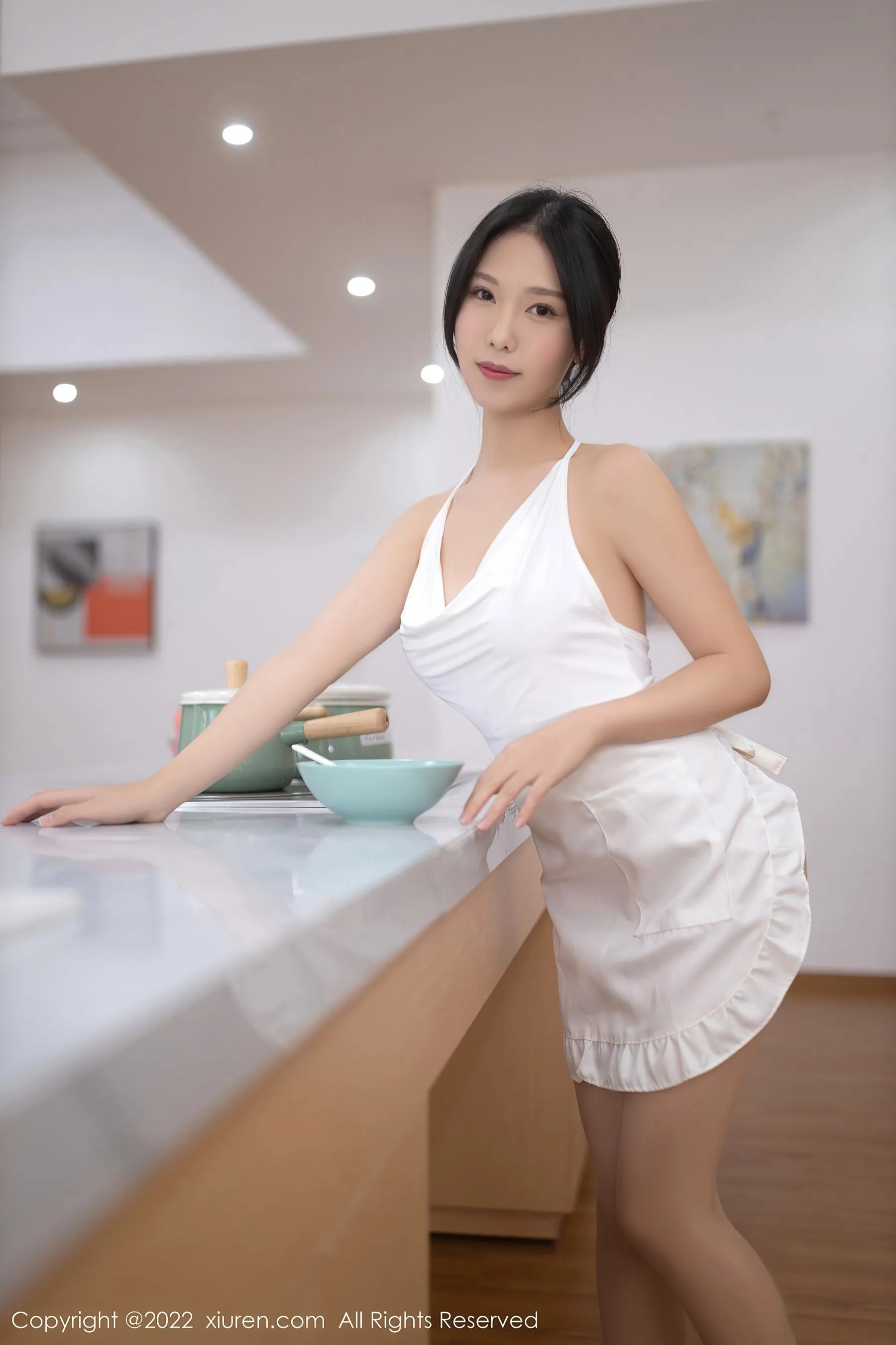 图片[1] - 秀人网 No.4861 利世 厨娘美腿写真 - 机器猫次元 - 机器猫次元