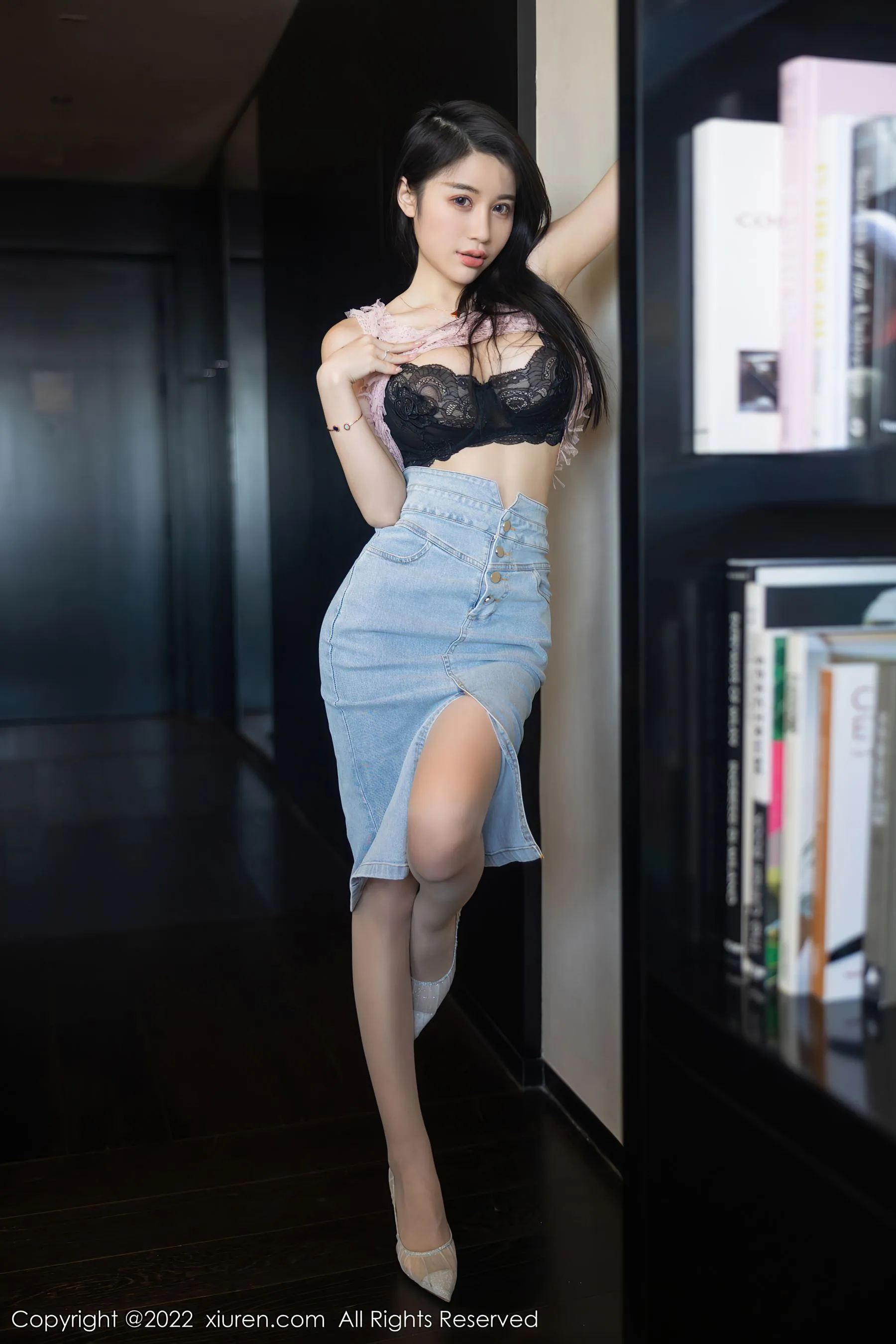 图片[1] - 秀人网 No.5489 美七Mia 西双版纳旅拍 - 机器猫次元 - 机器猫次元