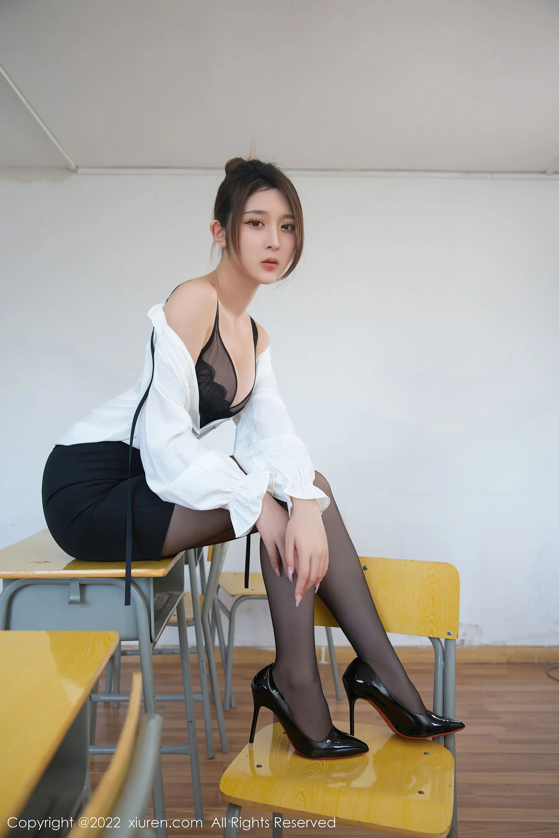 图片[2] - 秀人网 No.5709 夏甜甜 - 机器猫次元 - 机器猫次元