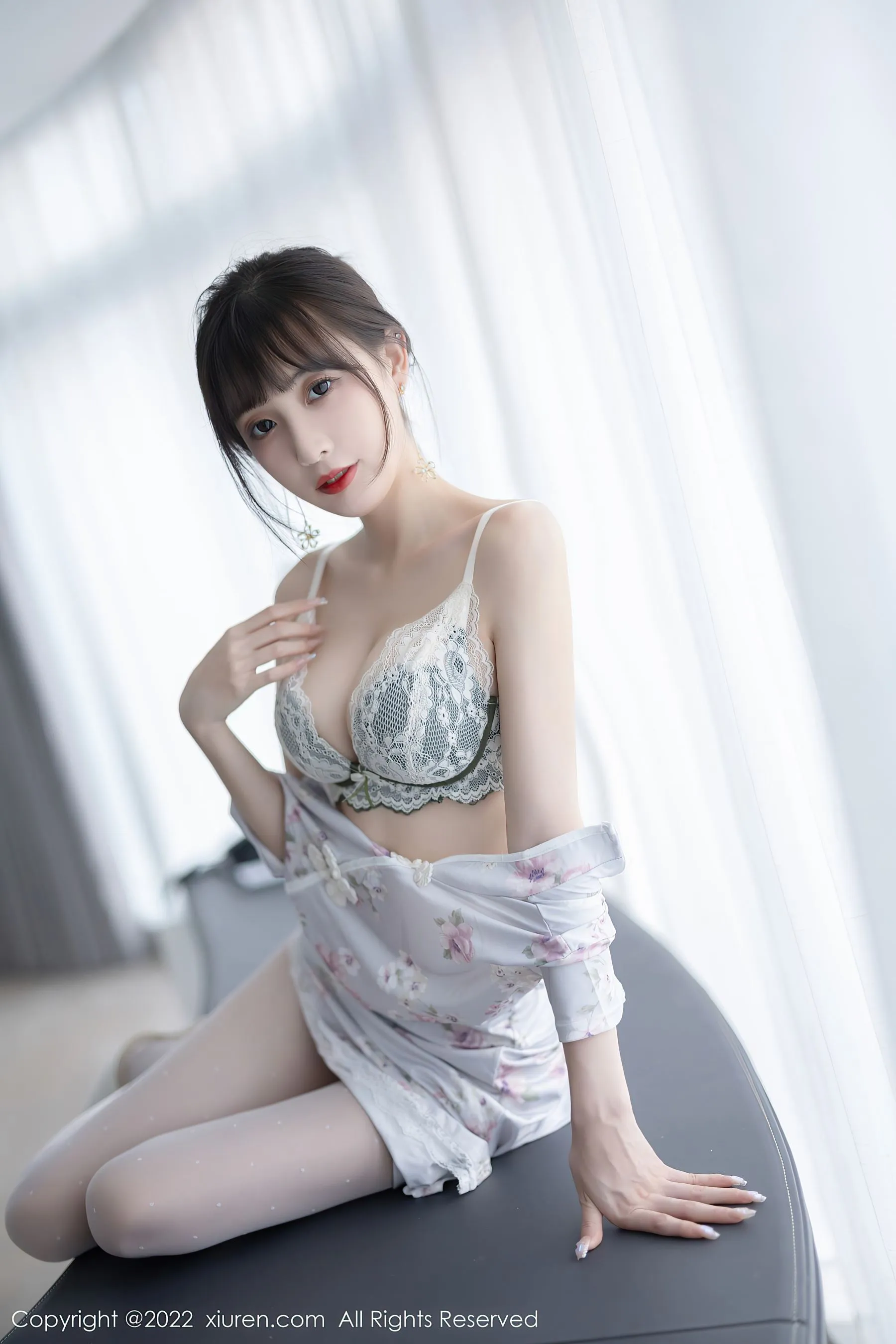 图片[1] - 秀人网 No.5757 林星阑 旗袍美腿 - 机器猫次元 - 机器猫次元