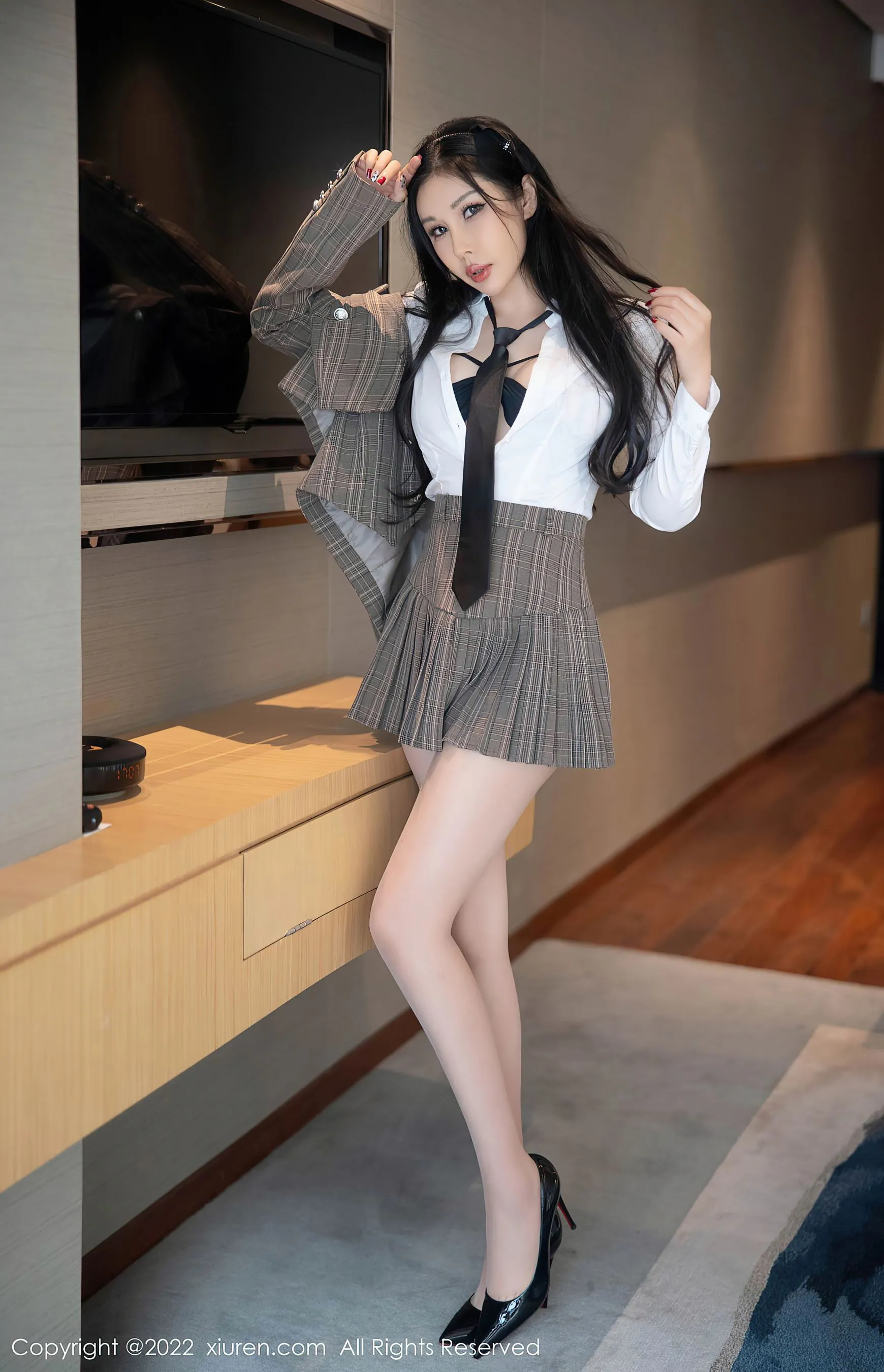 图片[8] - 秀人网 No.5902 田冰冰 制服美腿 - 机器猫次元 - 机器猫次元
