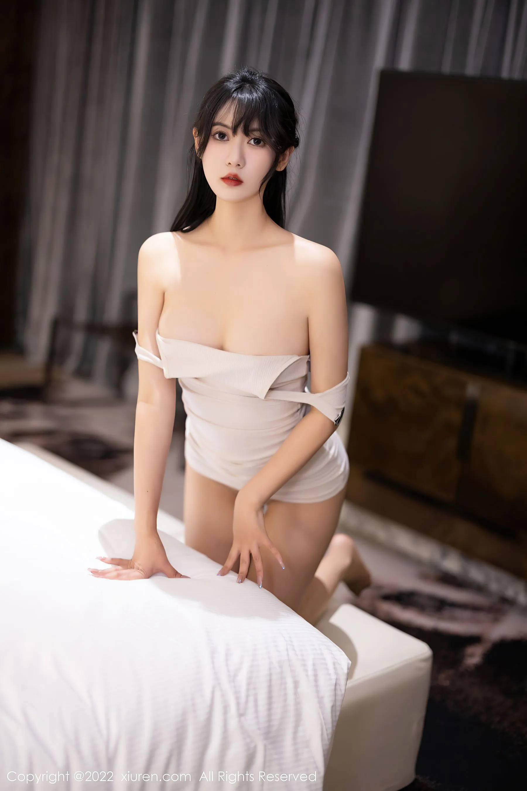 图片[1] - 秀人网 No.6043 林子遥 丝袜美腿 - 机器猫次元 - 机器猫次元