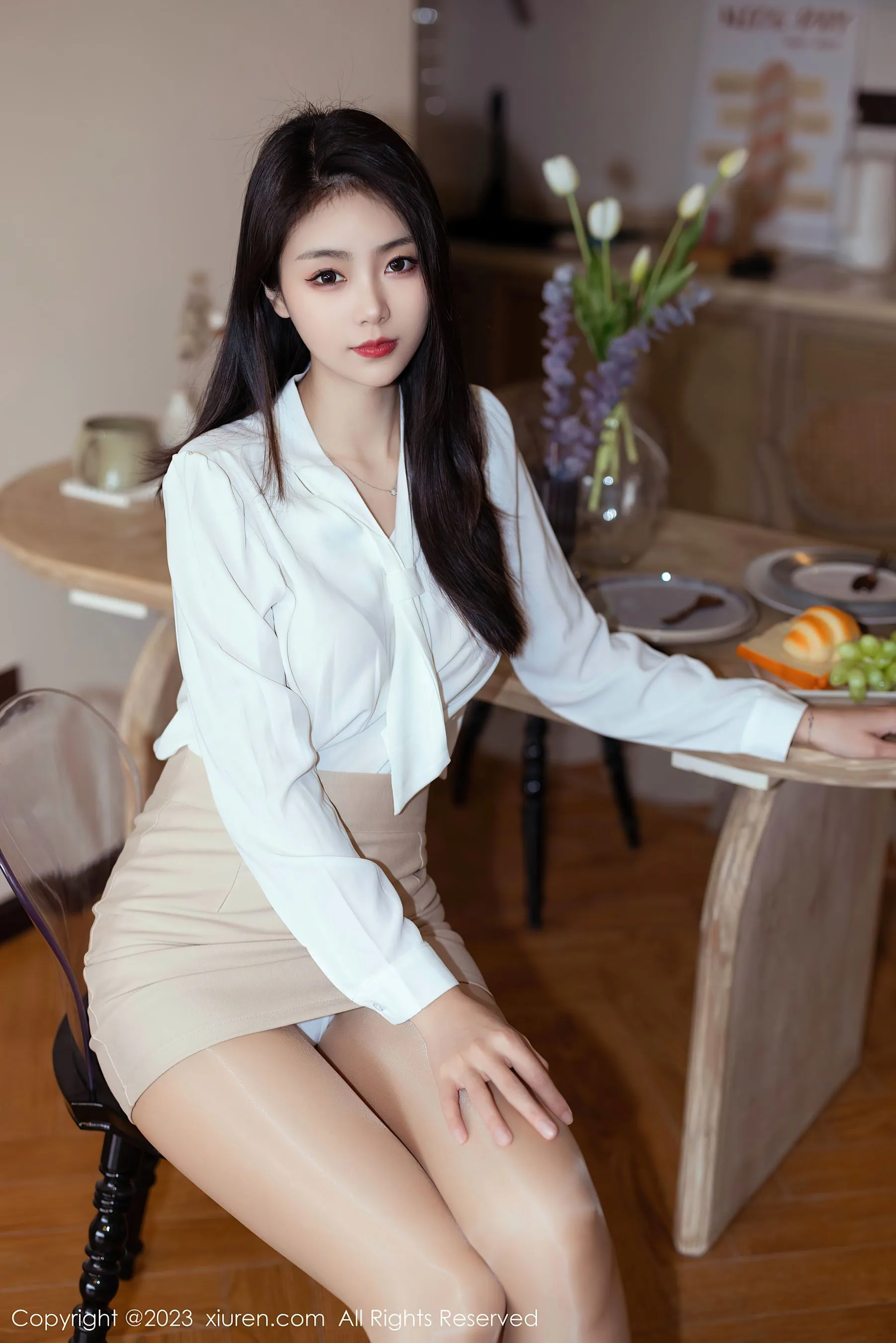 图片[8] - 秀人网 No.6465 可樂Vicky 短裙美腿 - 机器猫次元 - 机器猫次元