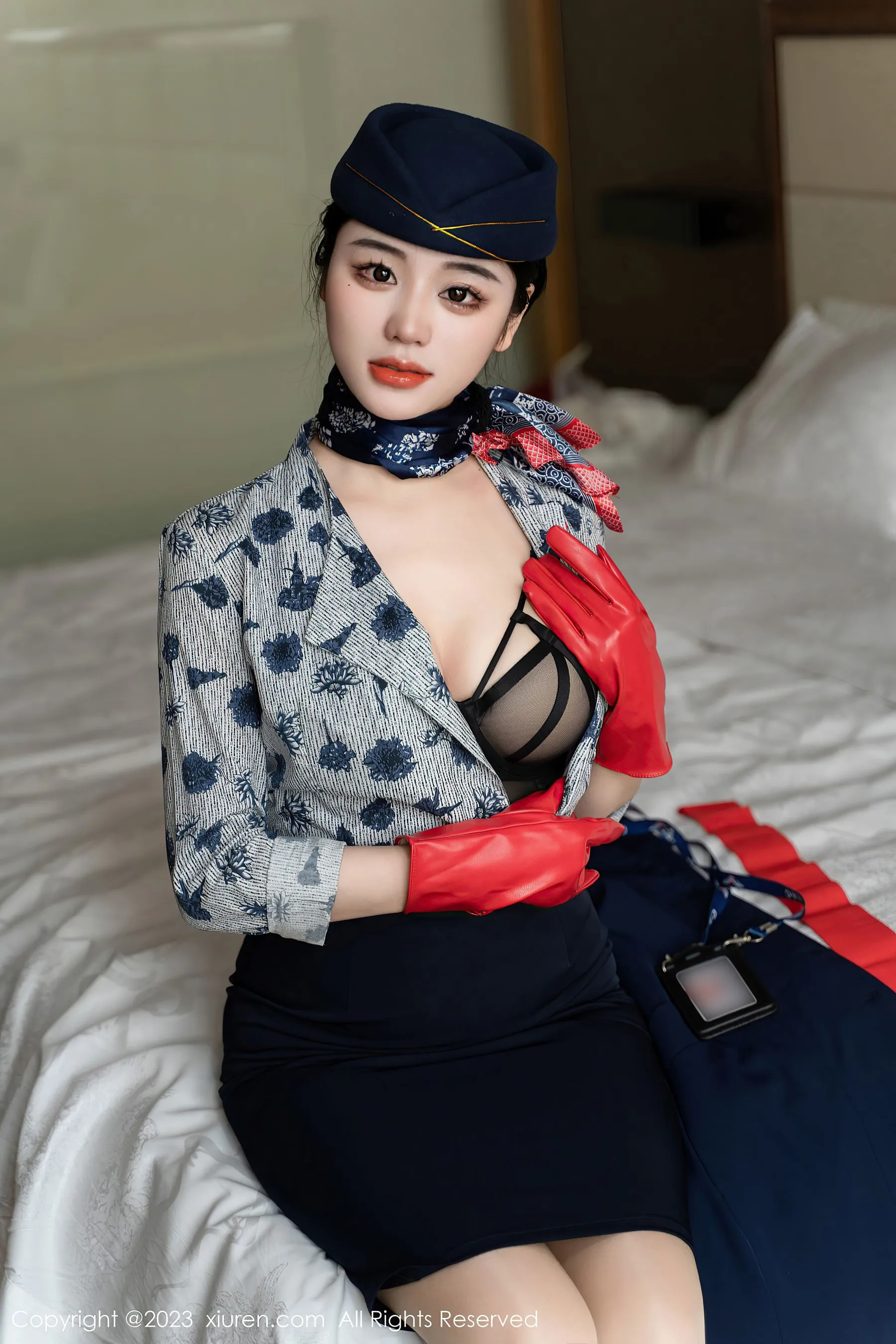 图片[6] - 秀人网 No.6790 汐汐爱吃草莓 制服美臀 - 机器猫次元 - 机器猫次元