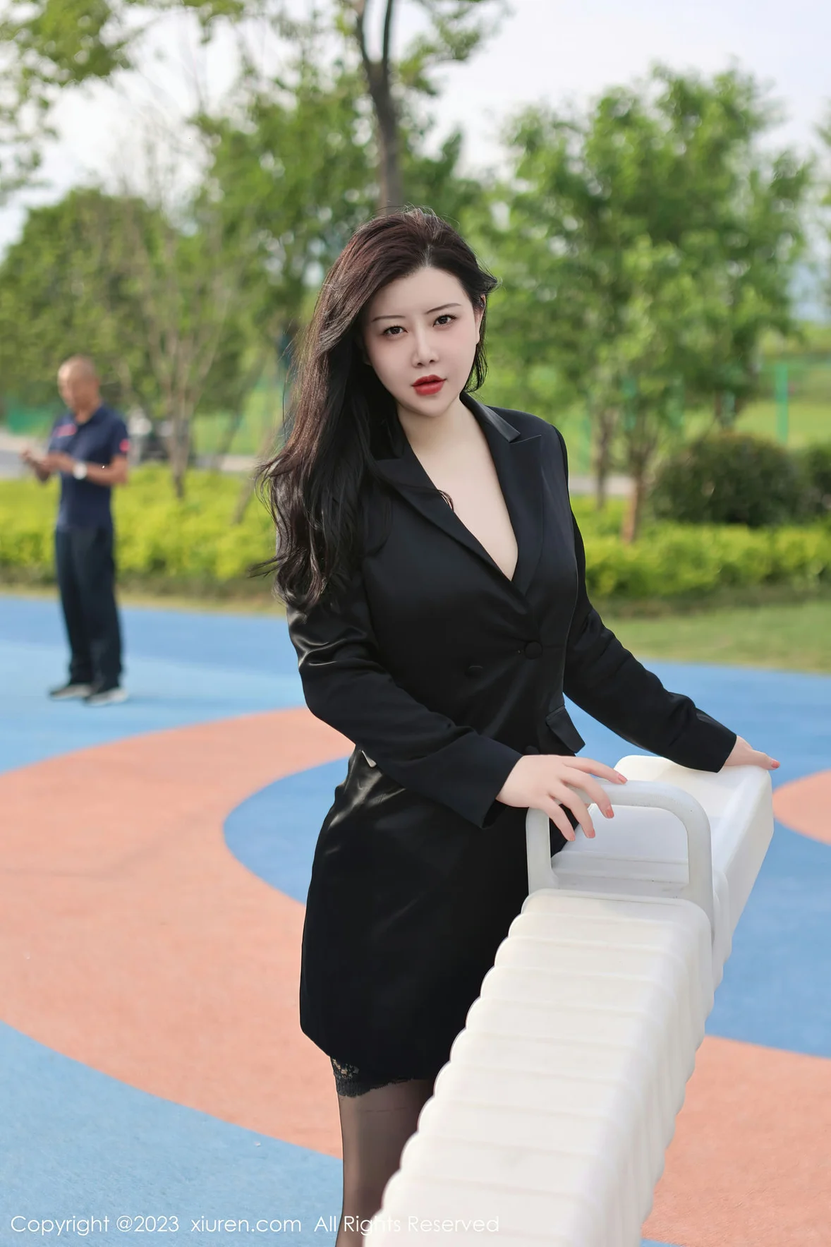 图片[1] - XiuRen 秀人 No.6805 王婉悠Queen 黑色风衣性感写真 [76P] - 机器猫次元 - 机器猫次元