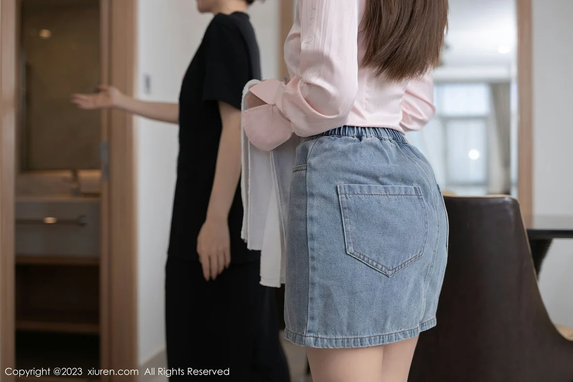 图片[4] - XiuRen 秀人 No.6832 主题“向邻居借水” 杏子Yada 性感写真 [80P] - 机器猫次元 - 机器猫次元