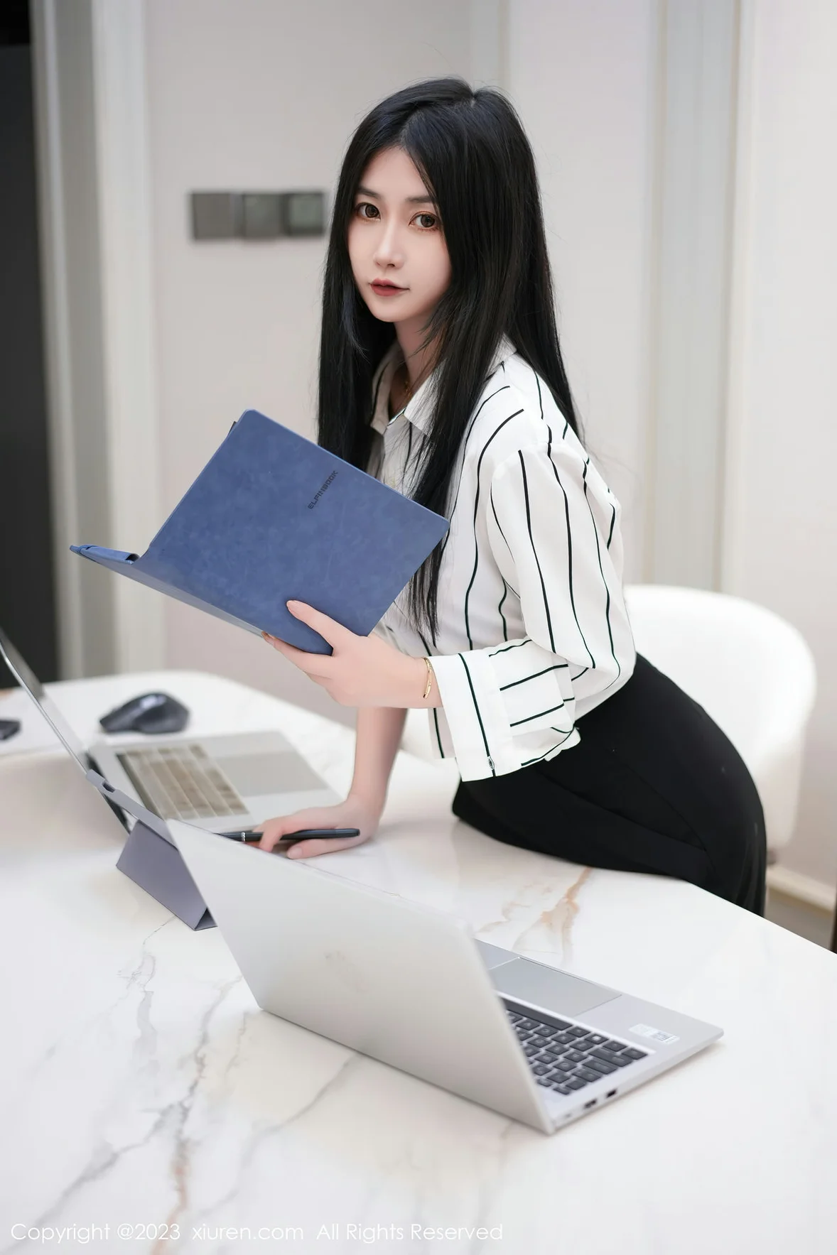 图片[2] - XiuRen 秀人 No.6845 laura阿姣 妩媚欲滴性感写真 [74P] - 机器猫次元 - 机器猫次元