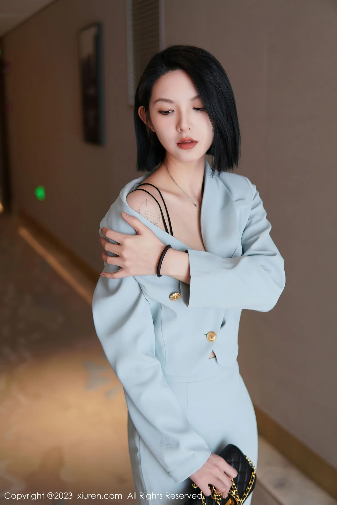 图片[3] - XiuRen 秀人 No.6885 乔一一 诱人原色丝袜性感写真 [75P] - 机器猫次元 - 机器猫次元