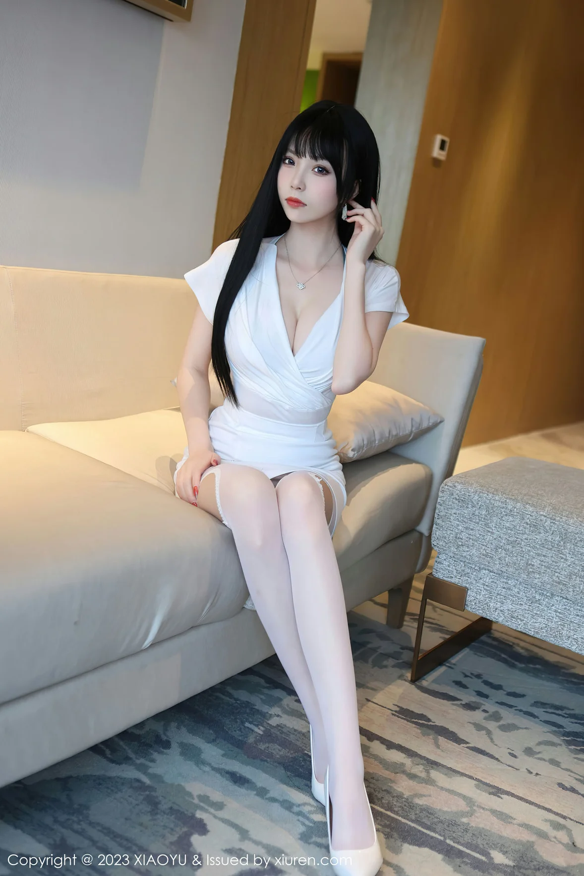 图片[1] - XiuRen 秀人 No.6897 江七七 墨绿色蕾丝内衣性感写真 [81P] - 机器猫次元 - 机器猫次元