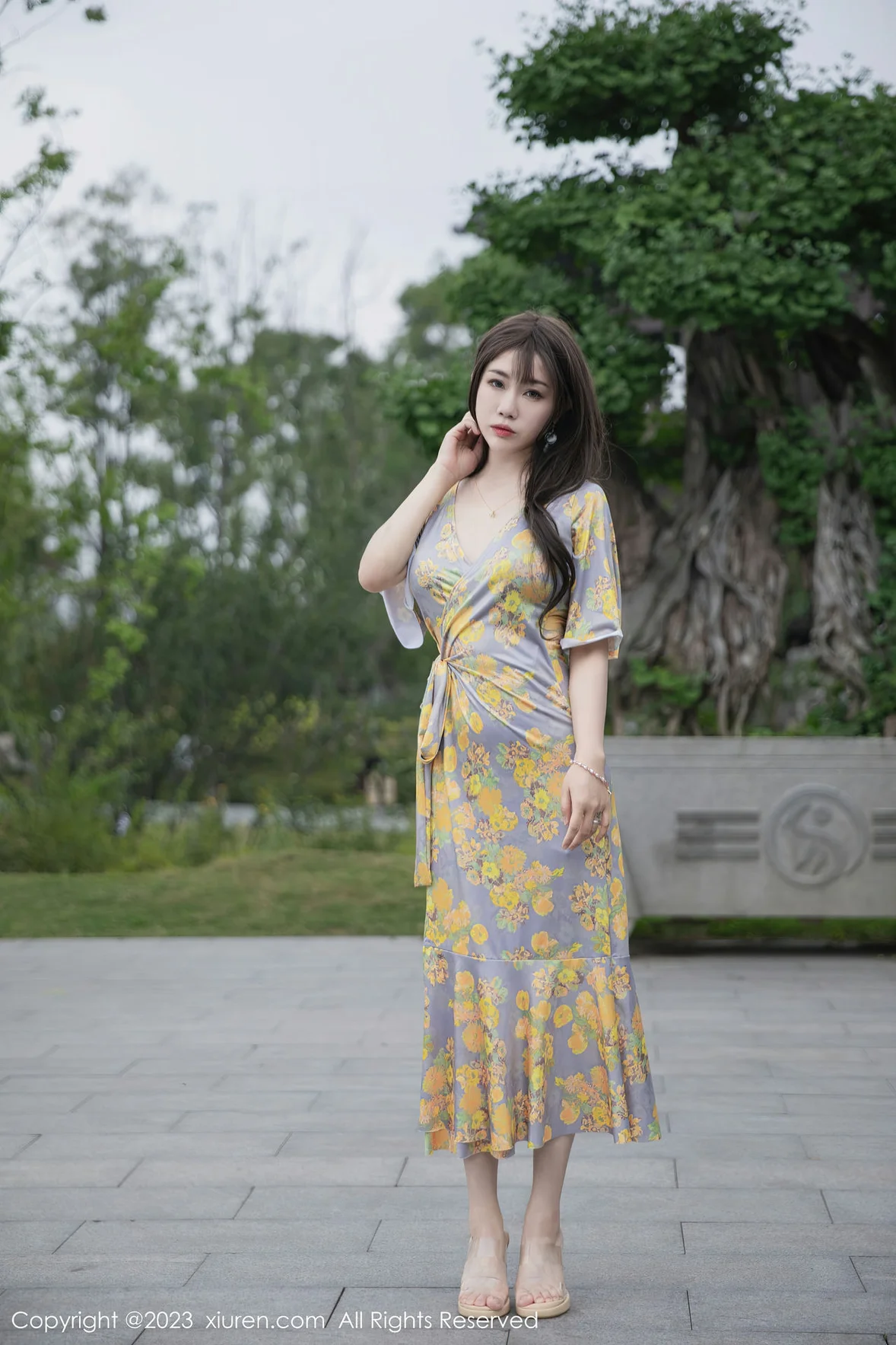 图片[8] - XiuRen 秀人 No.6949 严利娅Yuliya 黄灰色睡裙性感写真 [85P] - 机器猫次元 - 机器猫次元