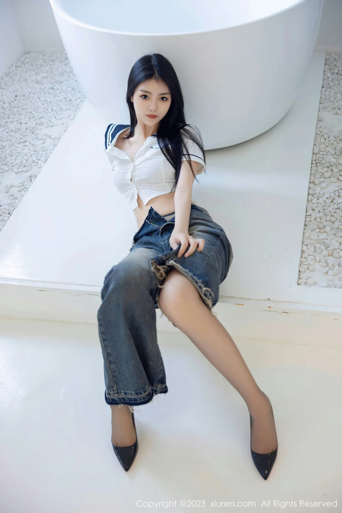 图片[8] - XiuRen 秀人 No.7027 可樂Vicky 魅惑黑丝性感写真 [83P] - 机器猫次元 - 机器猫次元